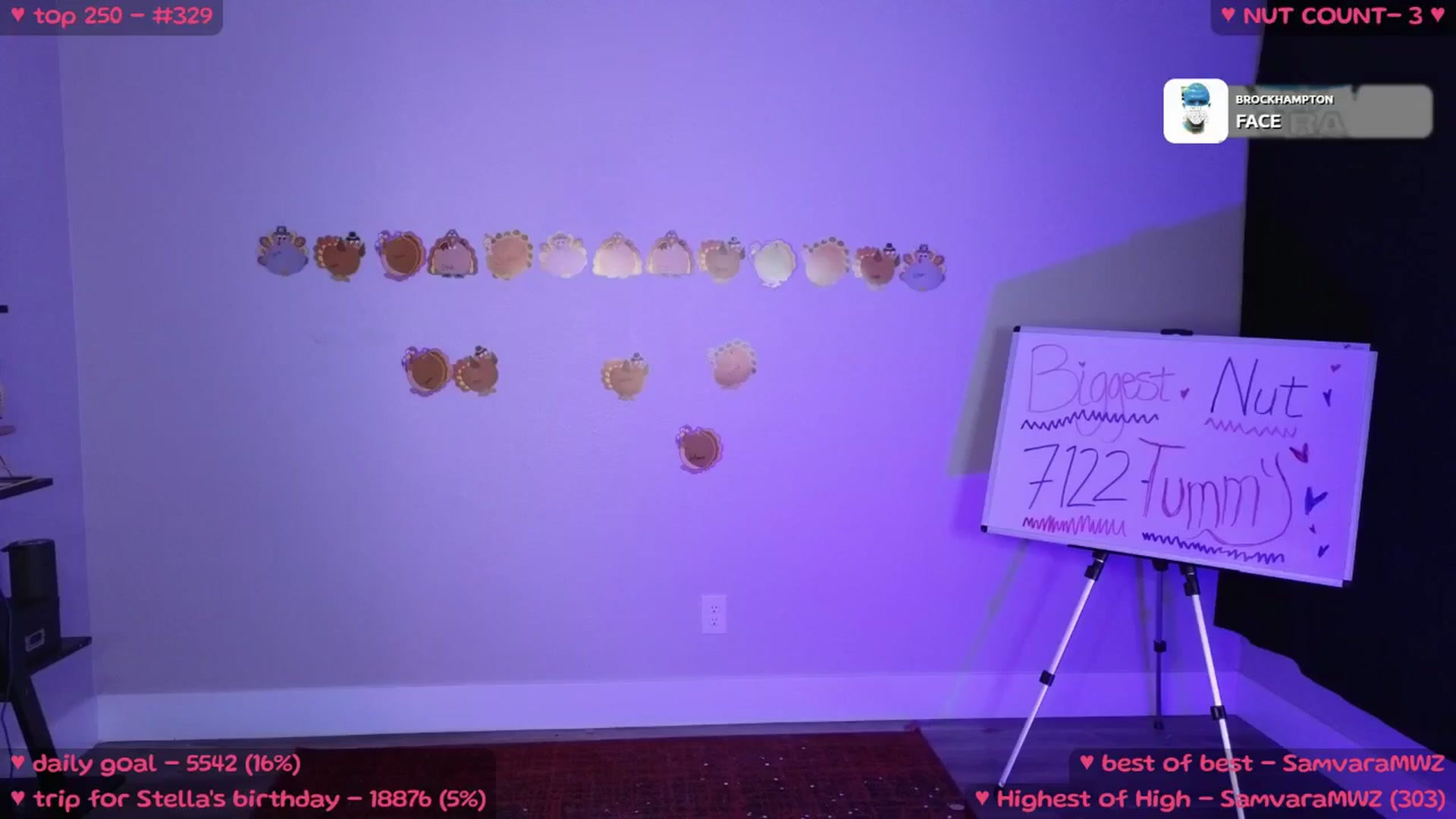 Gallery image thumbnail from MollyMeowz's myfreecams stream on, 11/14/2024, 01:32 image 15 of 20