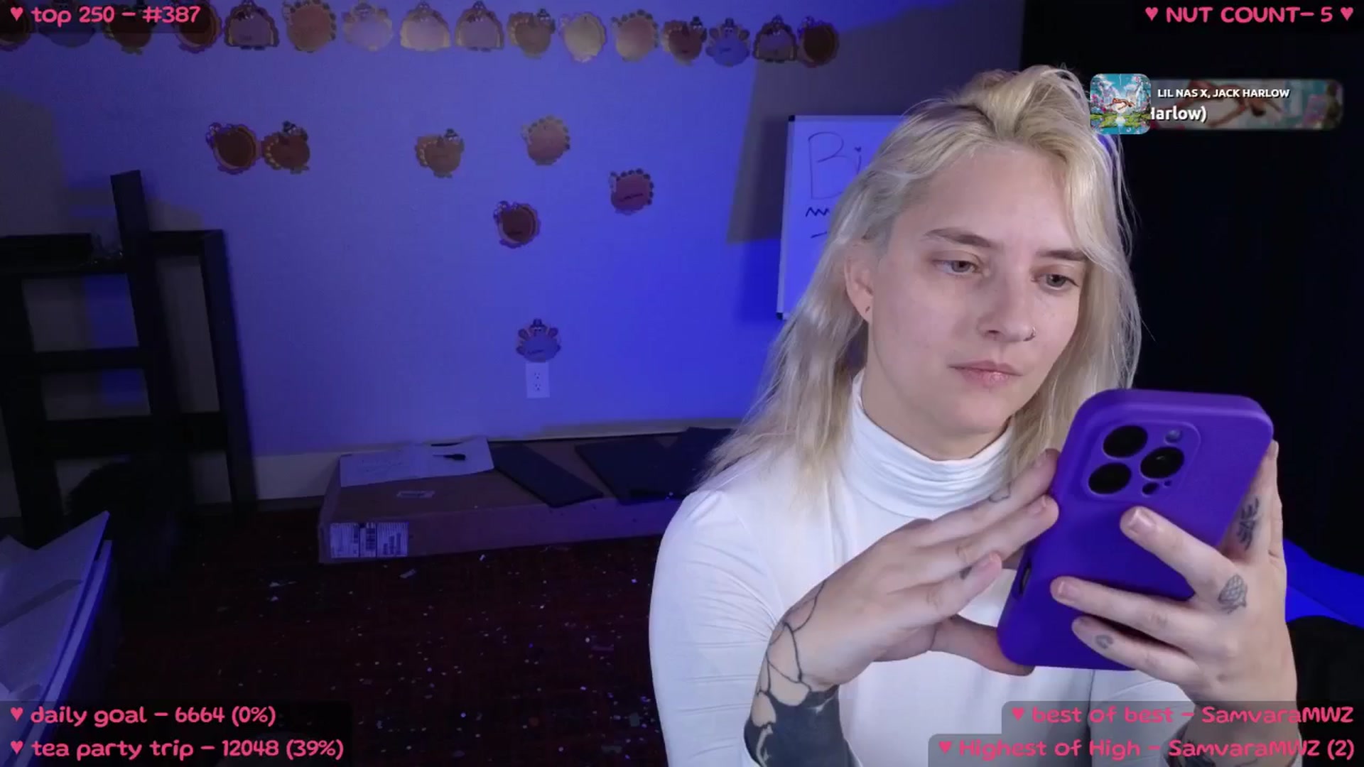 Gallery image thumbnail from MollyMeowz's myfreecams stream on, 11/17/2024, 02:28 image 3 of 20