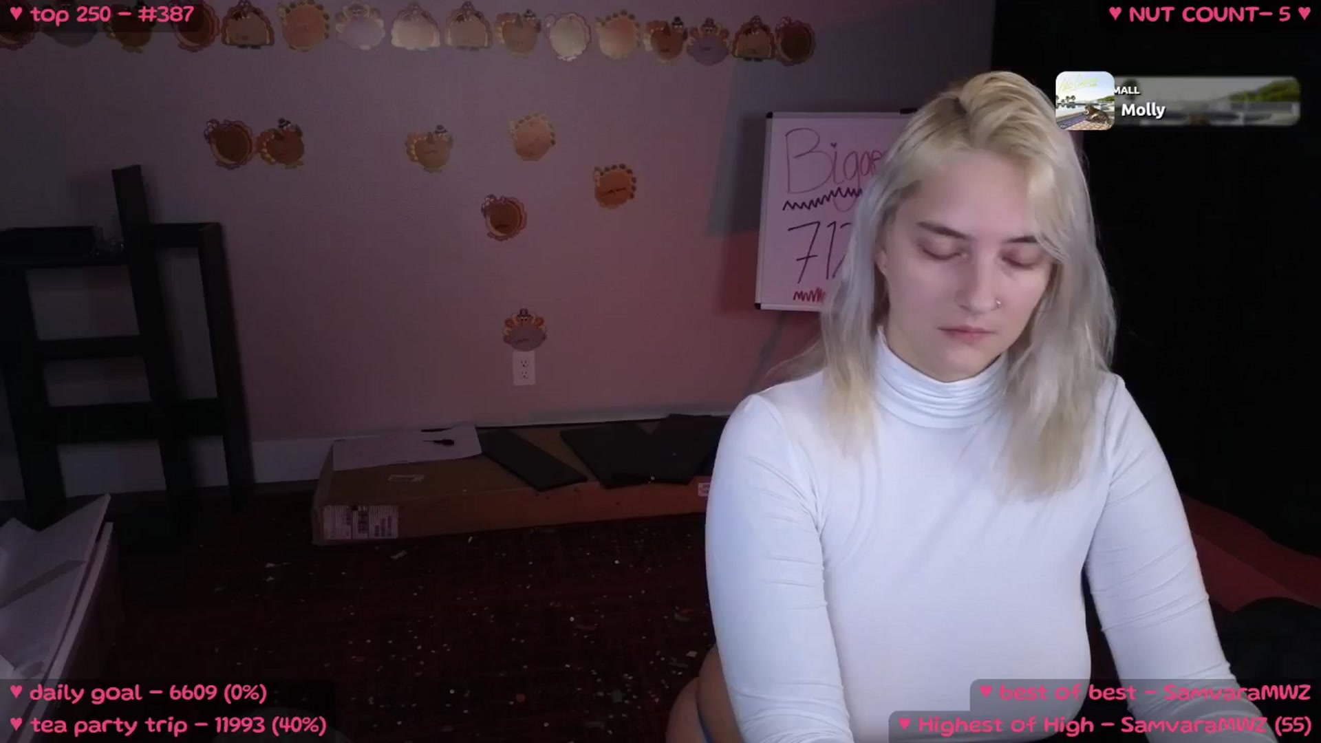 Gallery image thumbnail from MollyMeowz's myfreecams stream on, 11/17/2024, 02:28 image 7 of 20