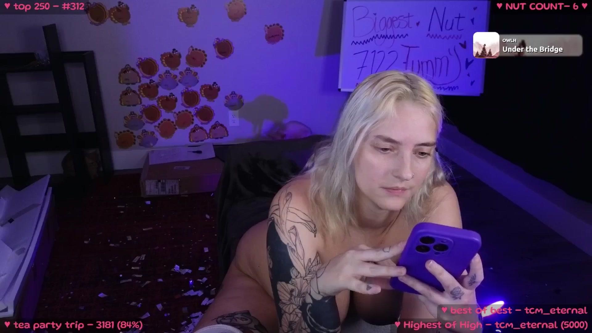 Gallery image thumbnail from MollyMeowz's myfreecams stream on, 11/17/2024, 05:39 image 16 of 20