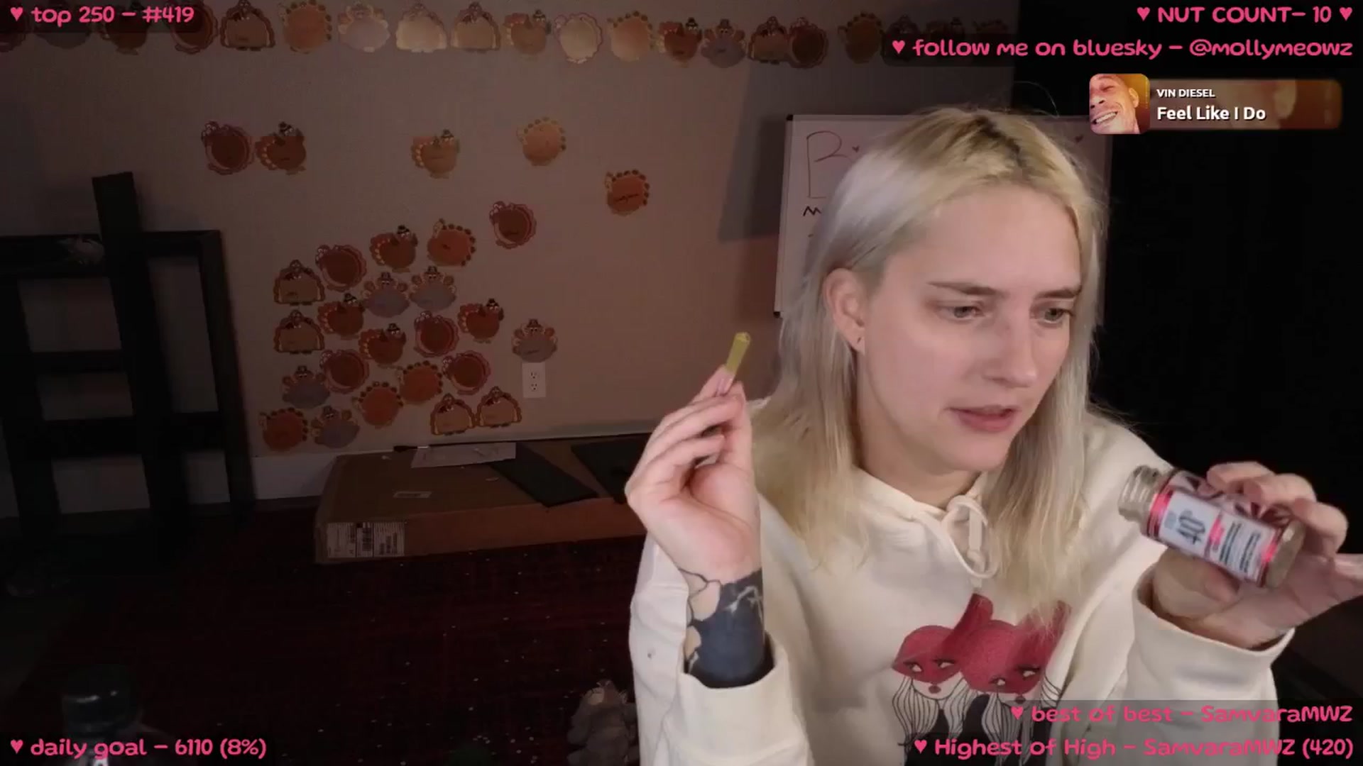 Gallery image thumbnail from MollyMeowz's myfreecams stream on, 11/22/2024, 04:31 image 4 of 20