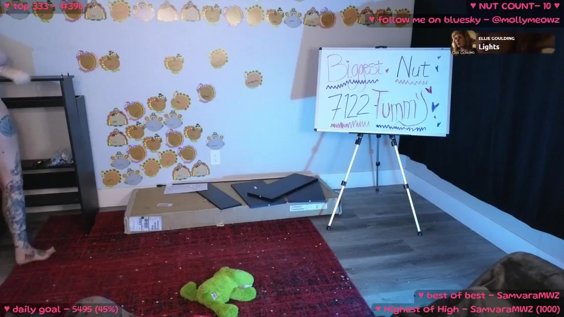 Gallery image thumbnail from MollyMeowz's myfreecams stream on, 11/23/2024, 01:38 image 20 of 20