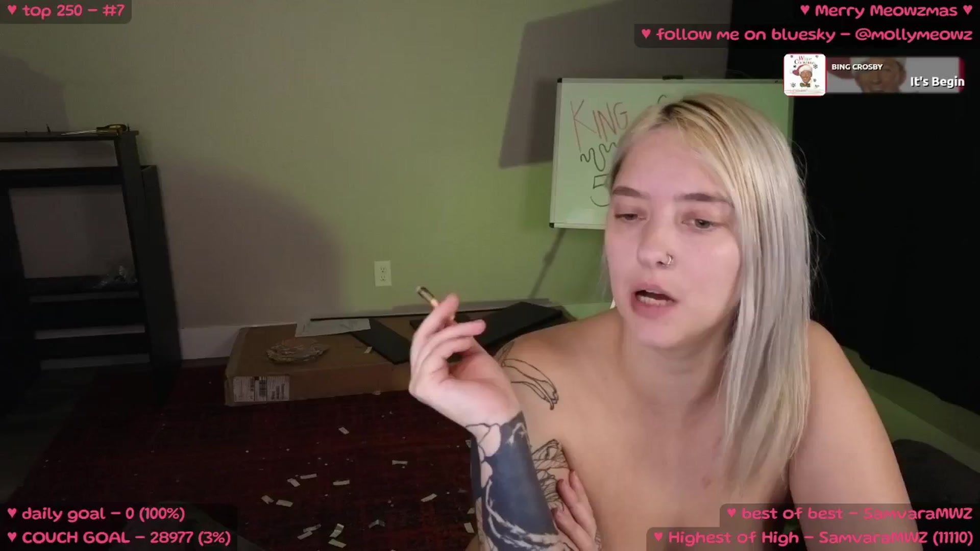 Gallery image thumbnail from MollyMeowz's myfreecams stream on, 12/01/2024, 09:30 image 16 of 20
