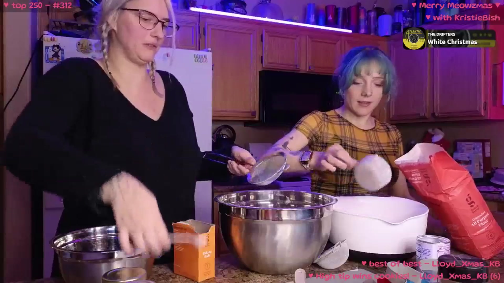 Gallery image thumbnail from MollyMeowz's myfreecams stream on, 12/04/2024, 07:26 image 3 of 20