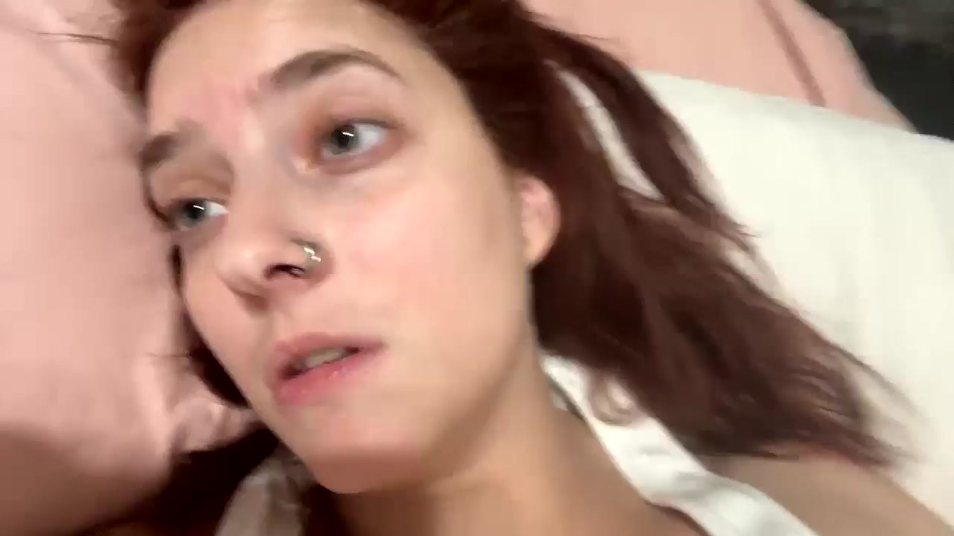Gallery image thumbnail from MollyMeowz's myfreecams stream on, 12/10/2024, 01:59 image 6 of 20