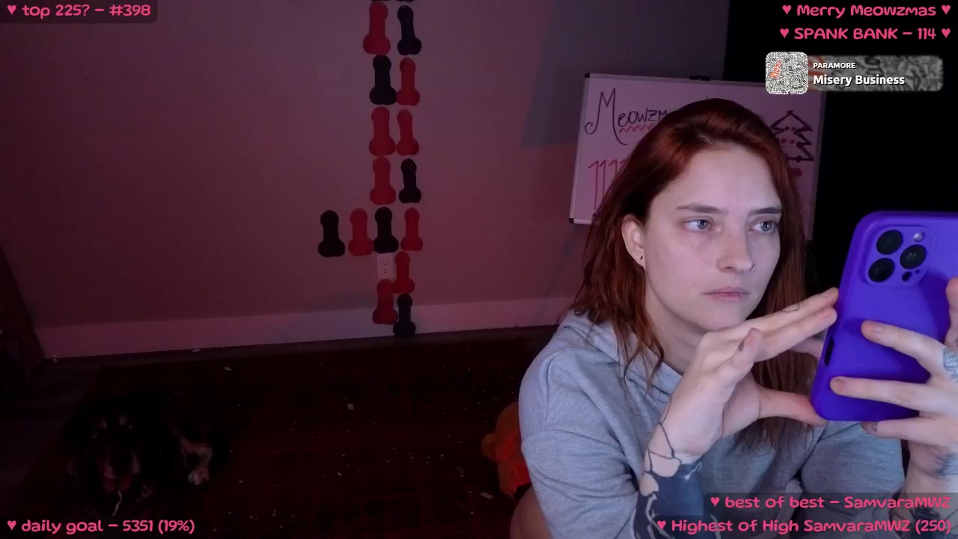 Gallery image thumbnail from MollyMeowz's myfreecams stream on, 12/11/2024, 02:38 image 15 of 20