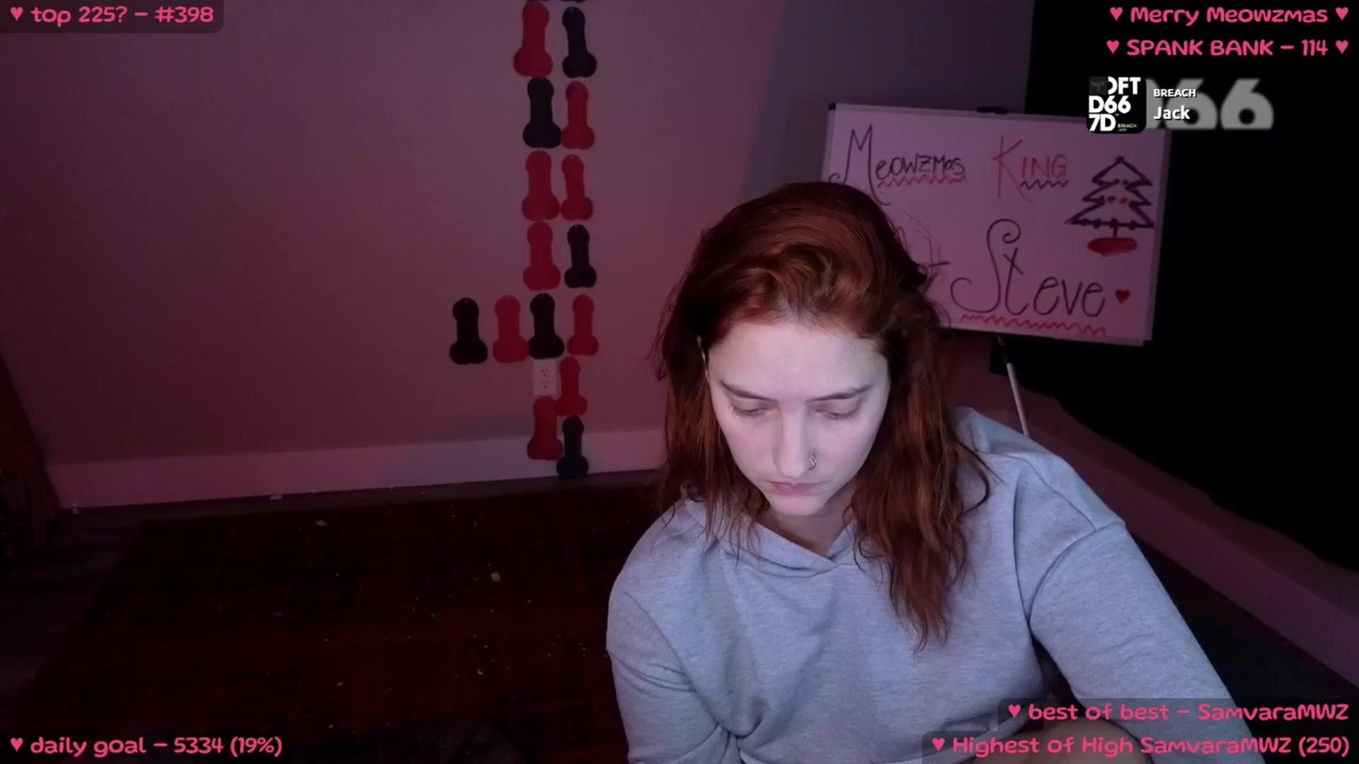 Gallery image thumbnail from MollyMeowz's myfreecams stream on, 12/11/2024, 02:38 image 18 of 20