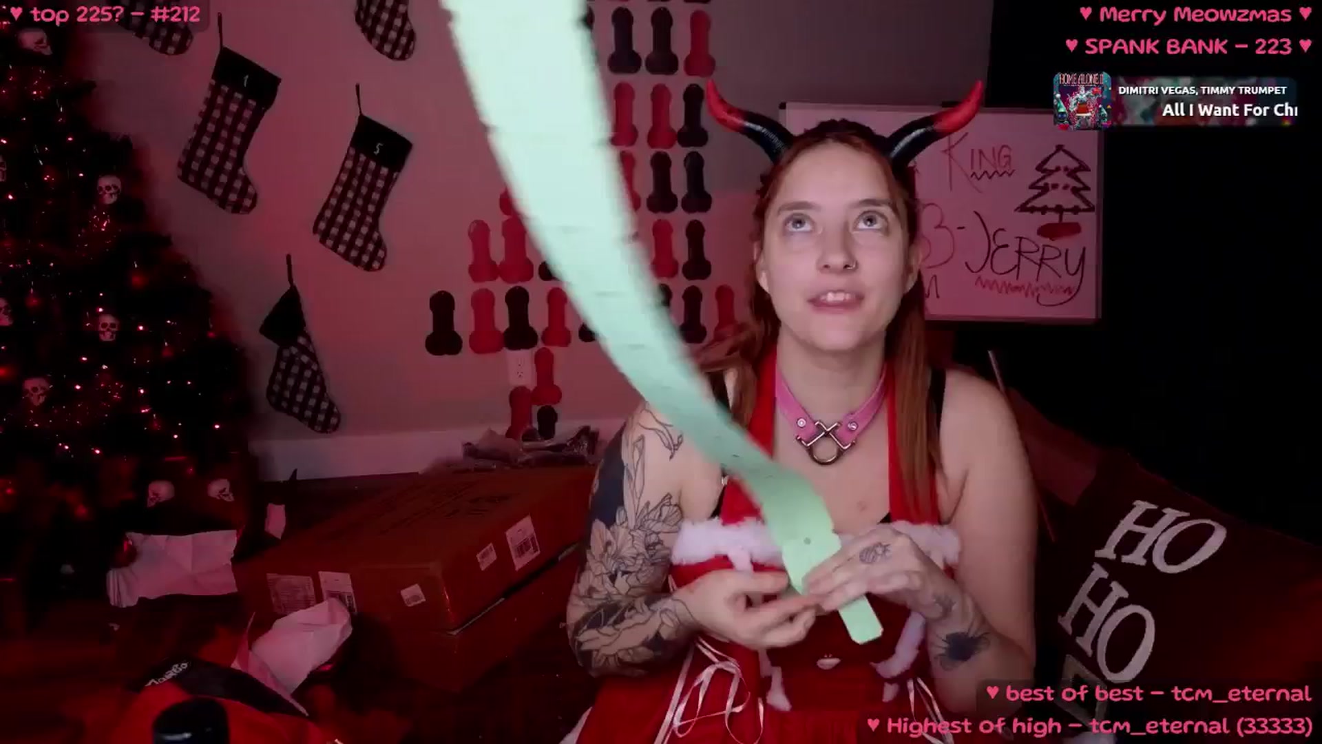 Gallery image thumbnail from MollyMeowz's myfreecams stream on, 12/26/2024, 02:07 image 7 of 20