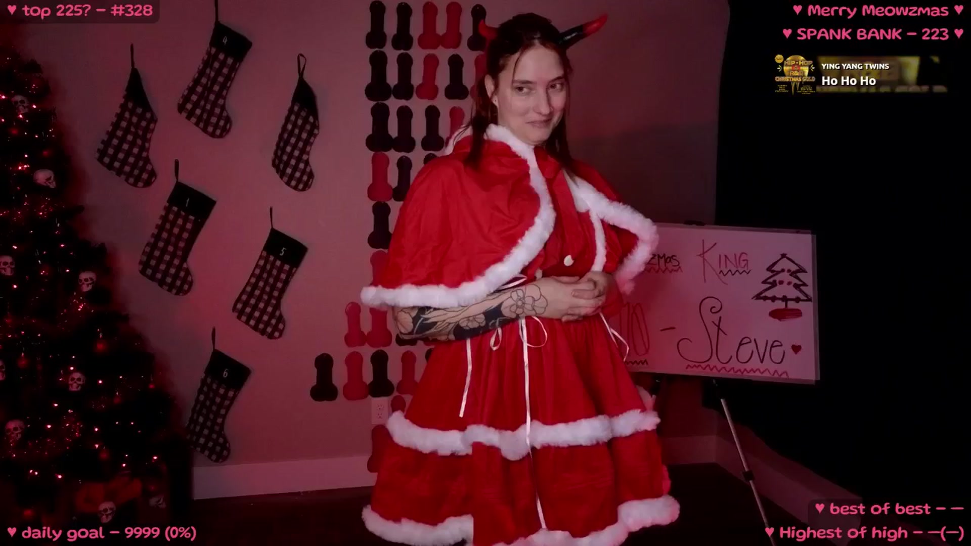 Gallery image thumbnail from MollyMeowz's myfreecams stream on, 12/26/2024, 02:07 image 2 of 20