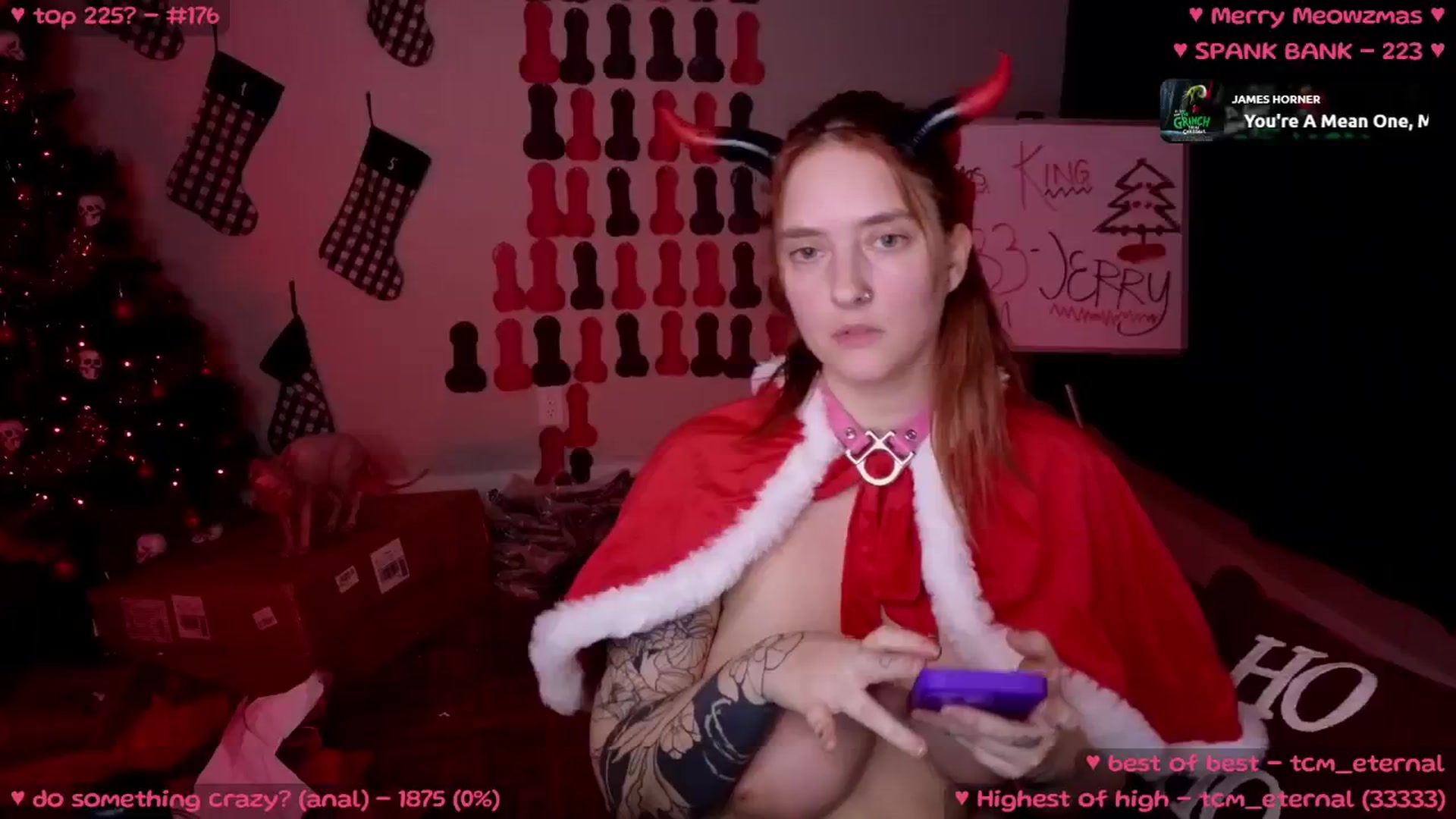Gallery image thumbnail from MollyMeowz's myfreecams stream on, 12/26/2024, 04:06 image 10 of 20