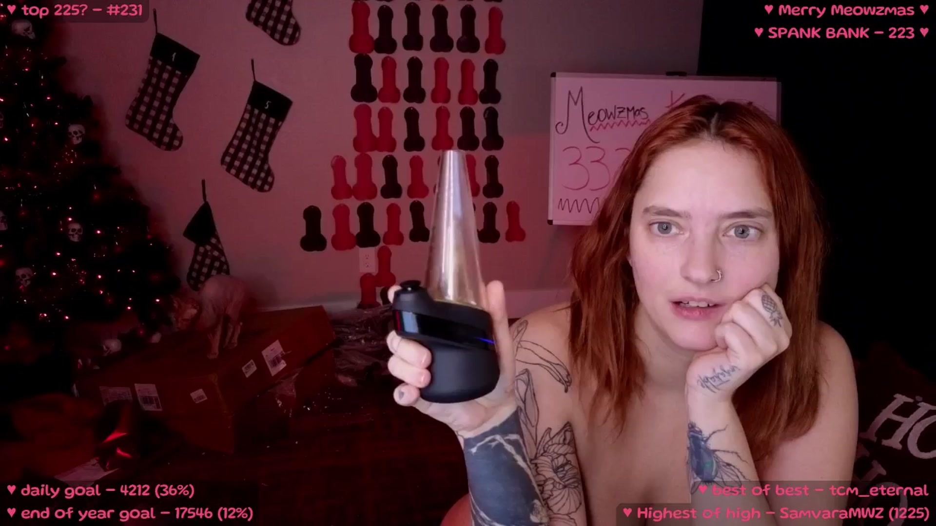 Gallery image thumbnail from MollyMeowz's myfreecams stream on, 12/31/2024, 24:03 image 8 of 20
