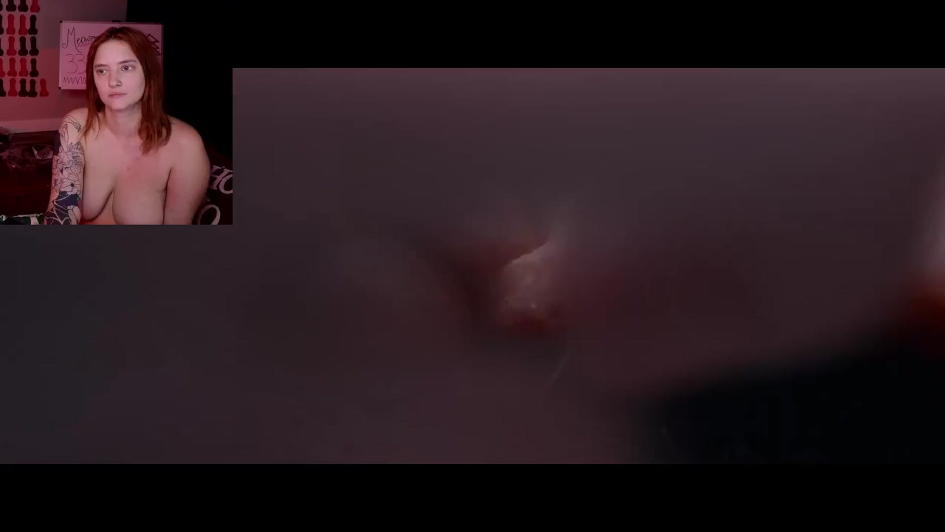 Gallery image thumbnail from MollyMeowz's myfreecams stream on, 12/31/2024, 02:27 image 5 of 20