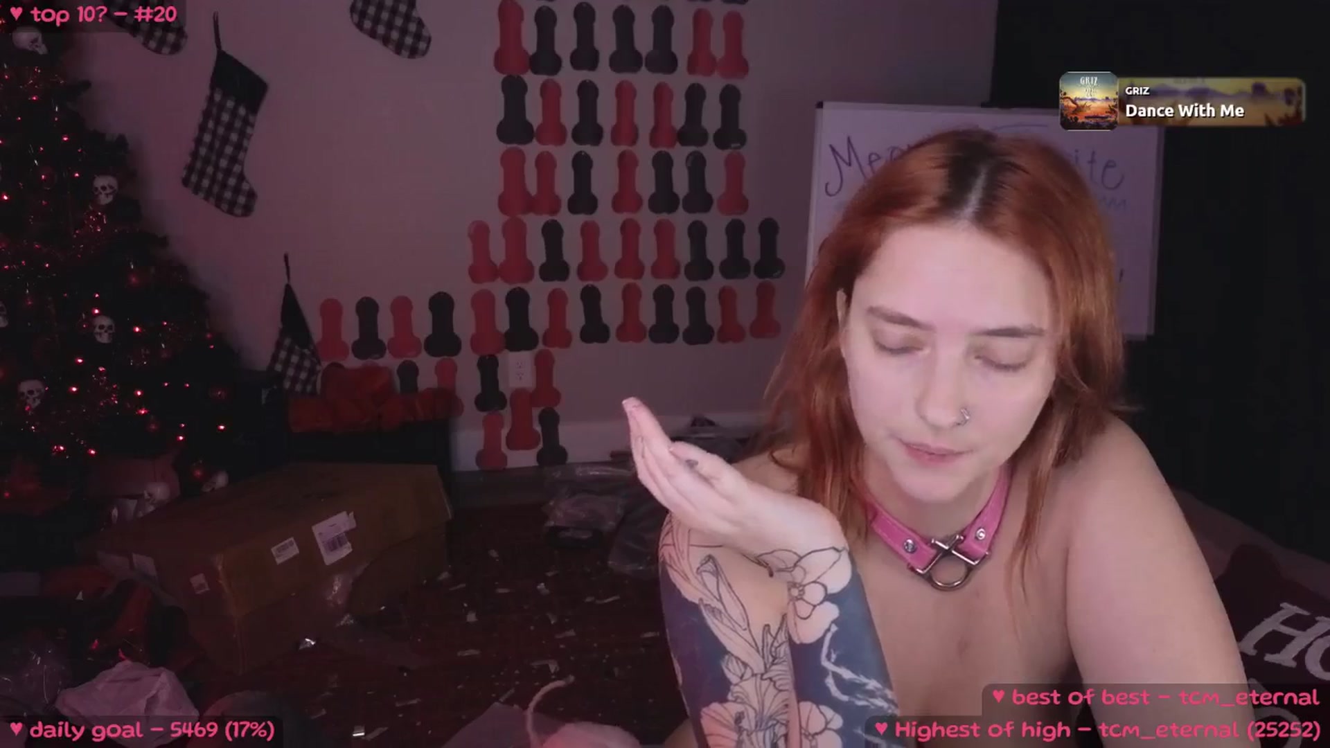 Gallery image thumbnail from MollyMeowz's myfreecams stream on, 01/02/2025, 01:20 image 18 of 20