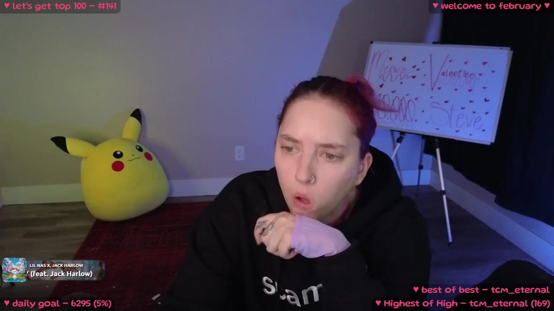 Gallery image thumbnail from MollyMeowz's myfreecams stream on, 02/02/2025, 05:33 image 5 of 20