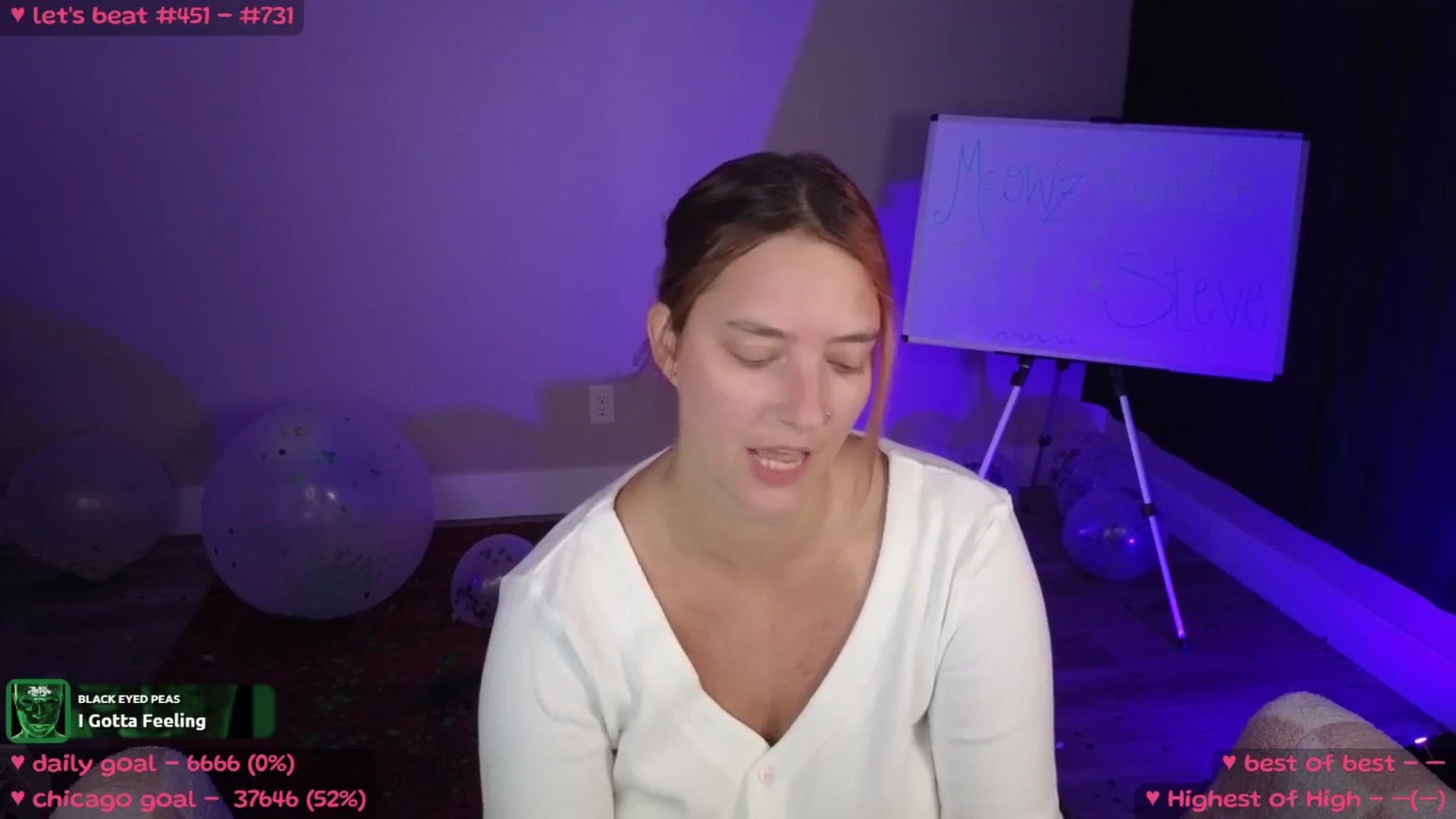 Gallery image thumbnail from MollyMeowz's myfreecams stream on, 03/25/2025, 02:47 image 2 of 20