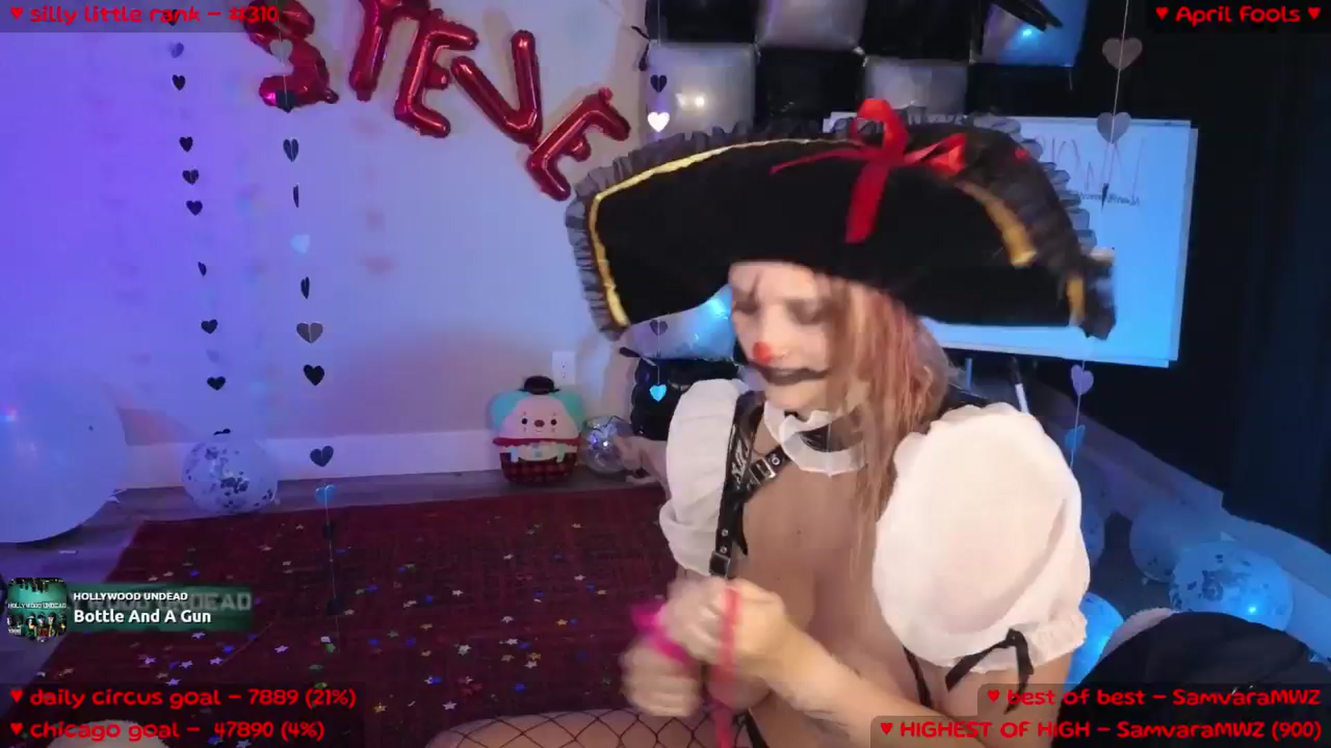 Gallery image thumbnail from MollyMeowz's myfreecams stream on, 04/06/2025, 01:22 image 8 of 20