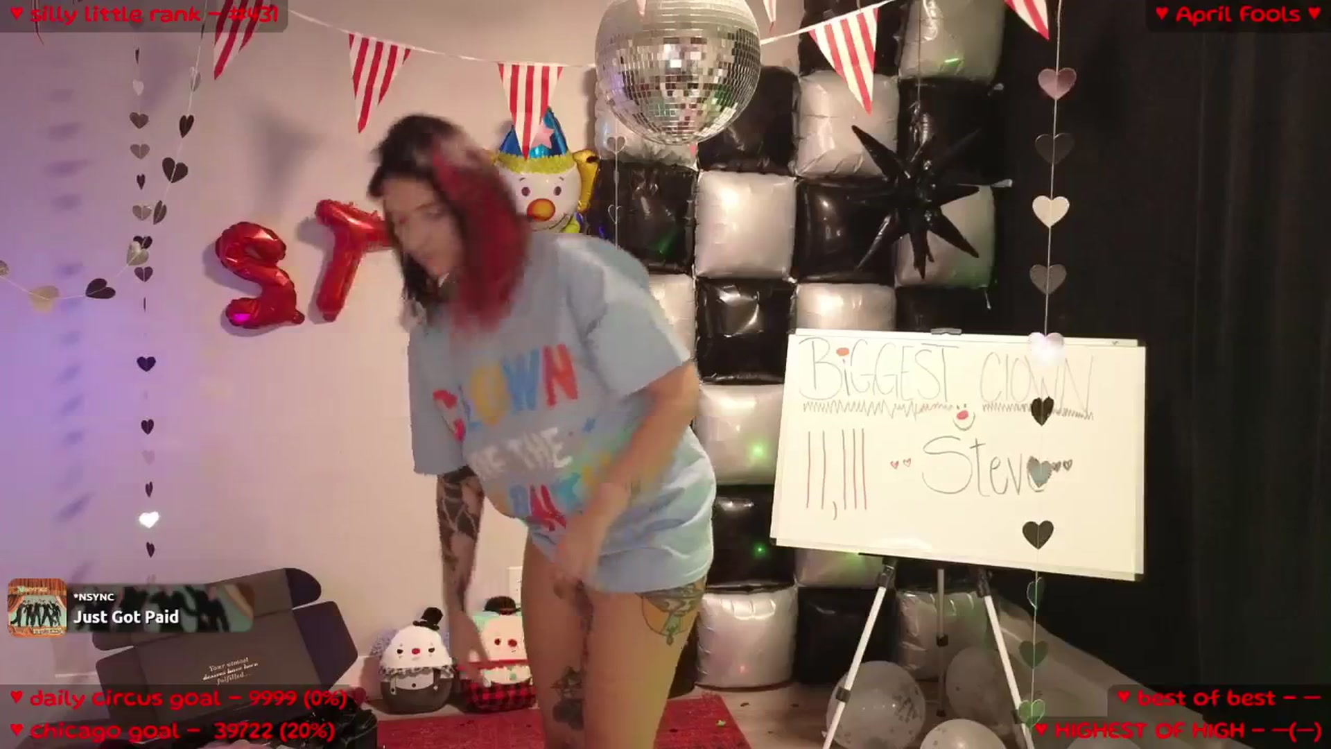 Gallery image thumbnail from MollyMeowz's myfreecams stream on, 04/10/2025, 02:10 image 2 of 20