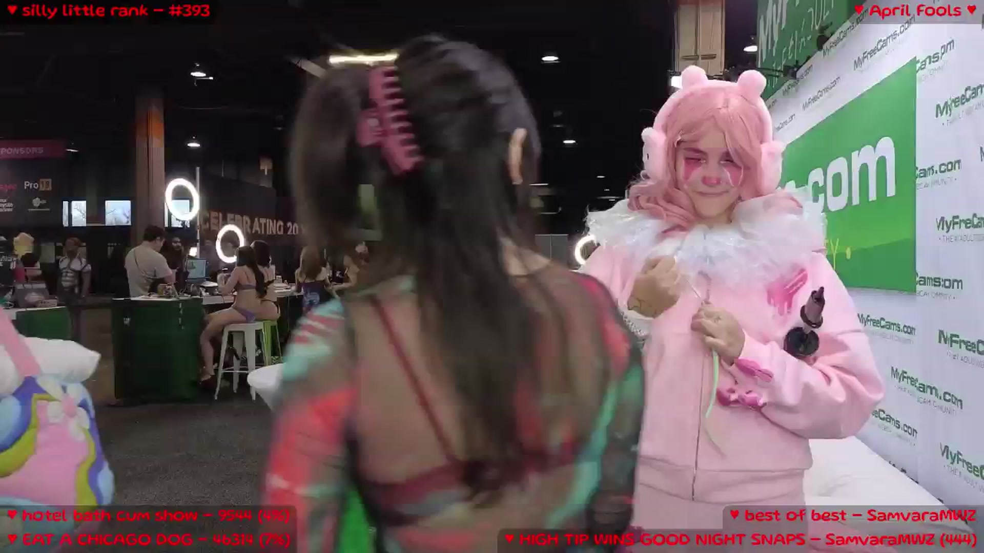 Gallery image thumbnail from MollyMeowz's myfreecams stream on, 04/12/2025, 21:52 image 16 of 20