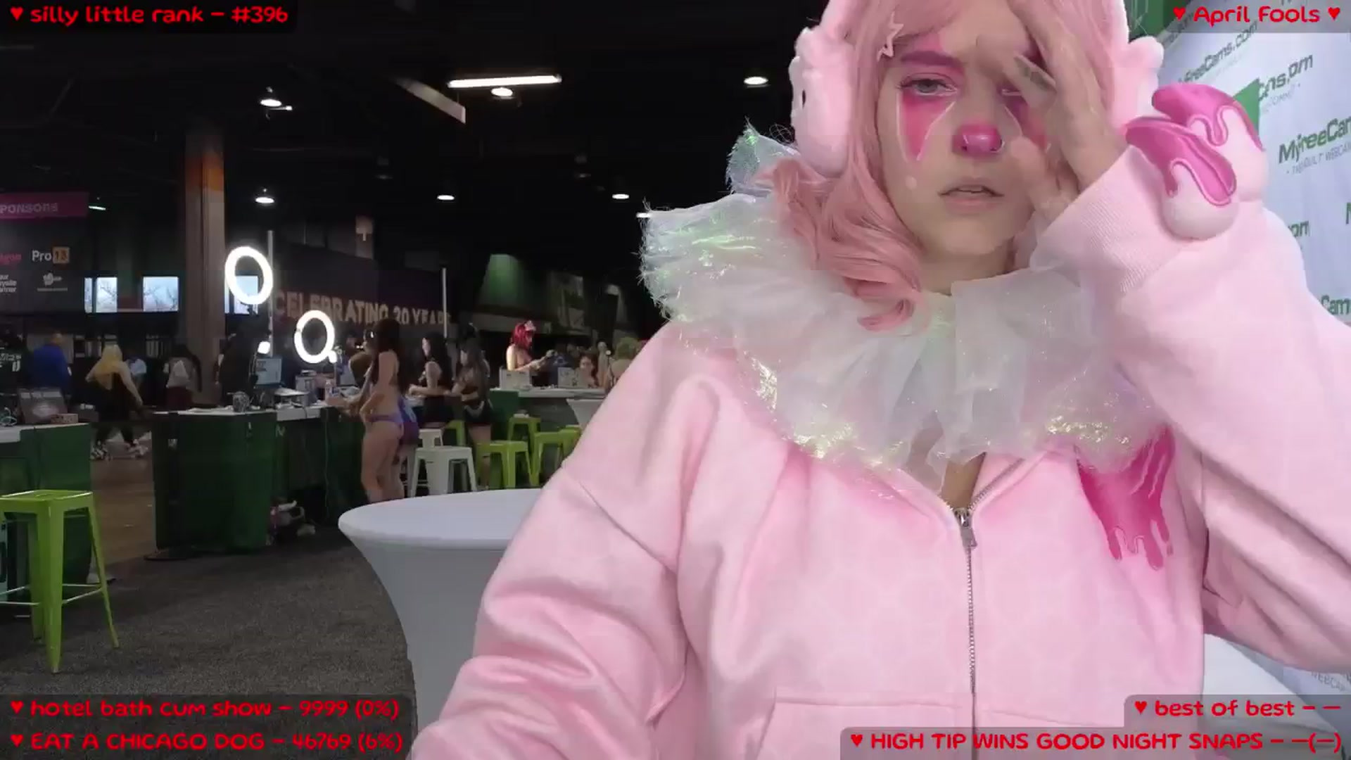 Gallery image thumbnail from MollyMeowz's myfreecams stream on, 04/12/2025, 21:52 image 1 of 20