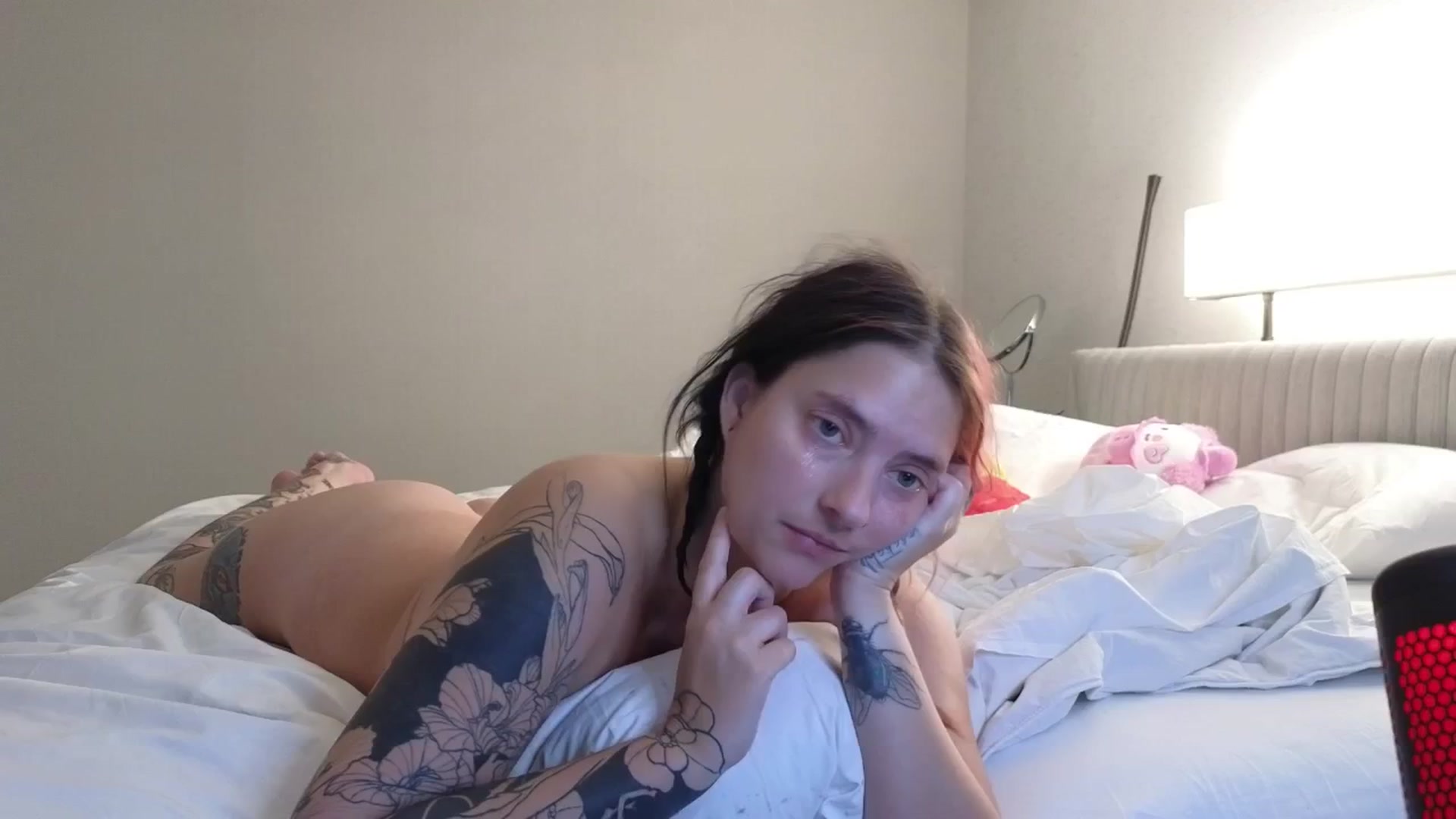 Gallery image thumbnail from MollyMeowz's myfreecams stream on, 04/15/2025, 02:44 image 19 of 20