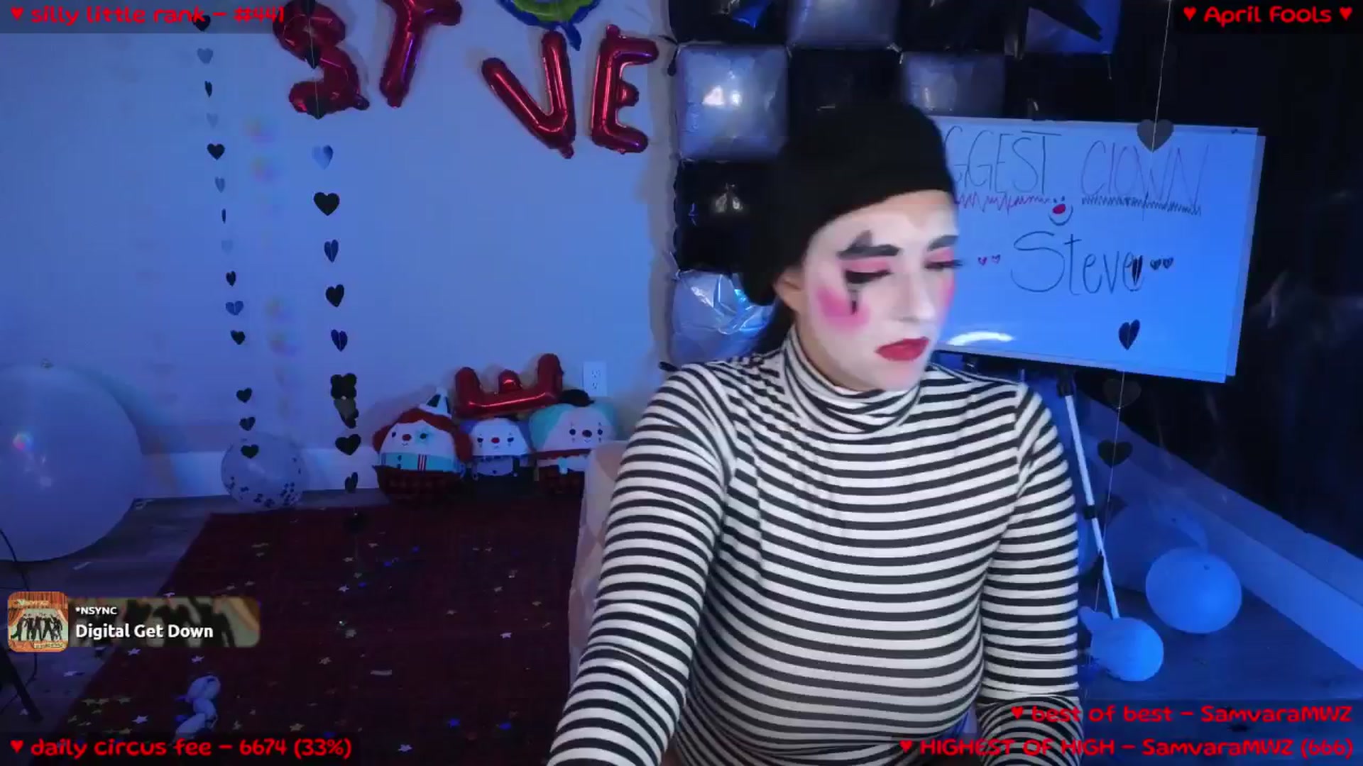 Gallery image thumbnail from MollyMeowz's myfreecams stream on, 04/19/2025, 05:12 image 5 of 20