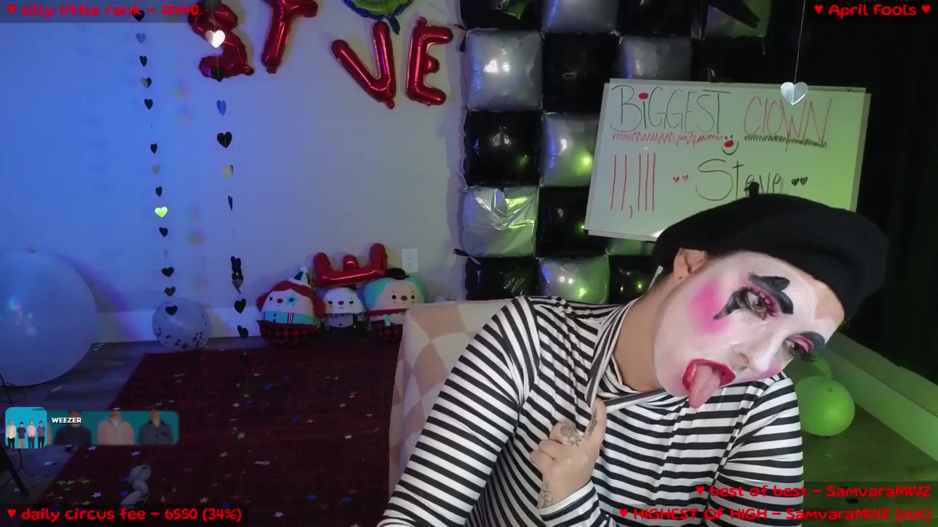 Gallery image thumbnail from MollyMeowz's myfreecams stream on, 04/19/2025, 05:12 image 7 of 20