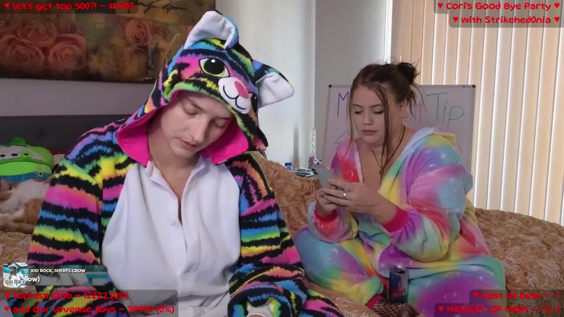 Gallery image thumbnail from MollyMeowz's myfreecams stream on, 05/10/2025, 24:04 image 7 of 20