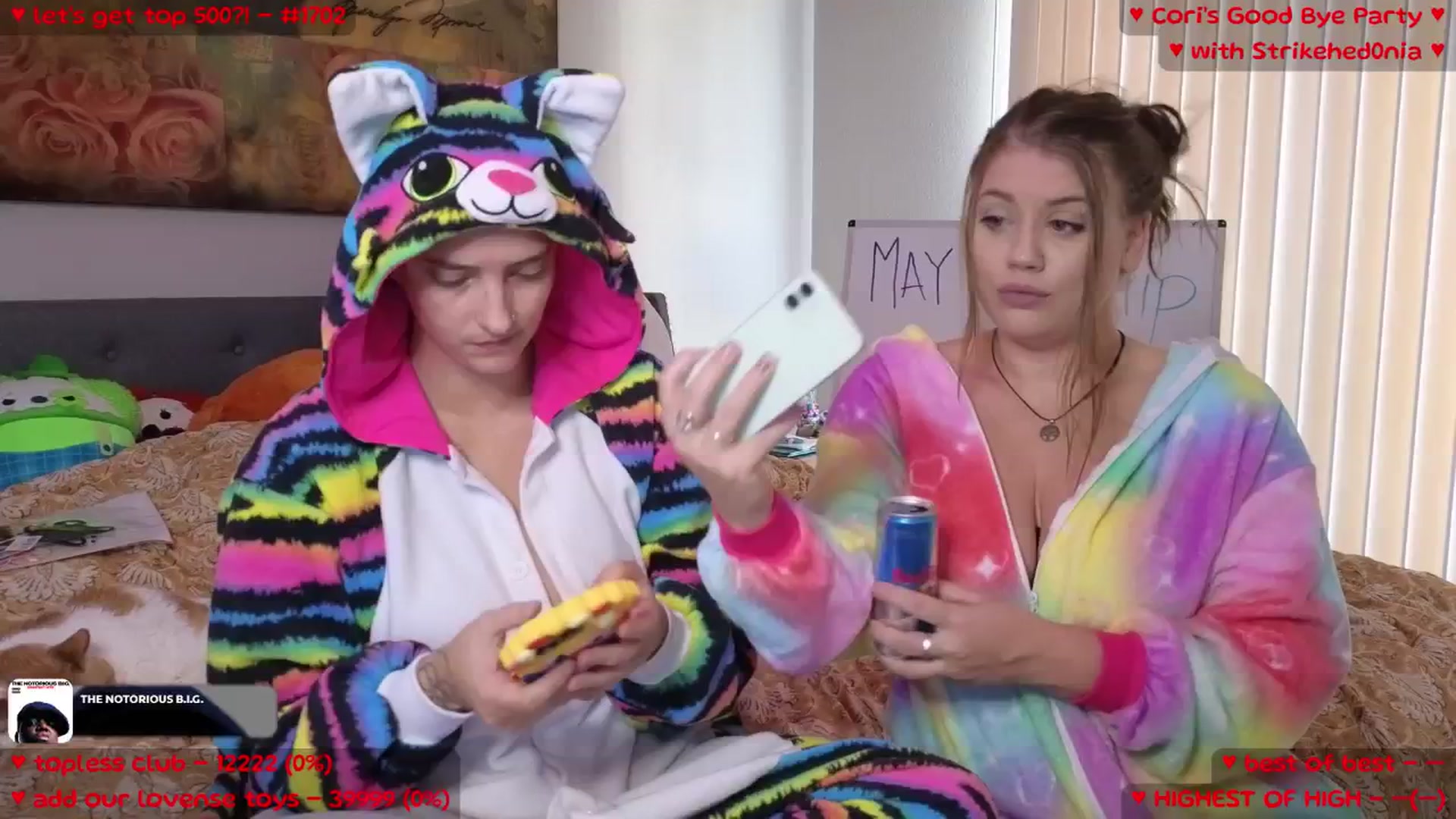 Gallery image thumbnail from MollyMeowz's myfreecams stream on, 05/10/2025, 24:04 image 2 of 20