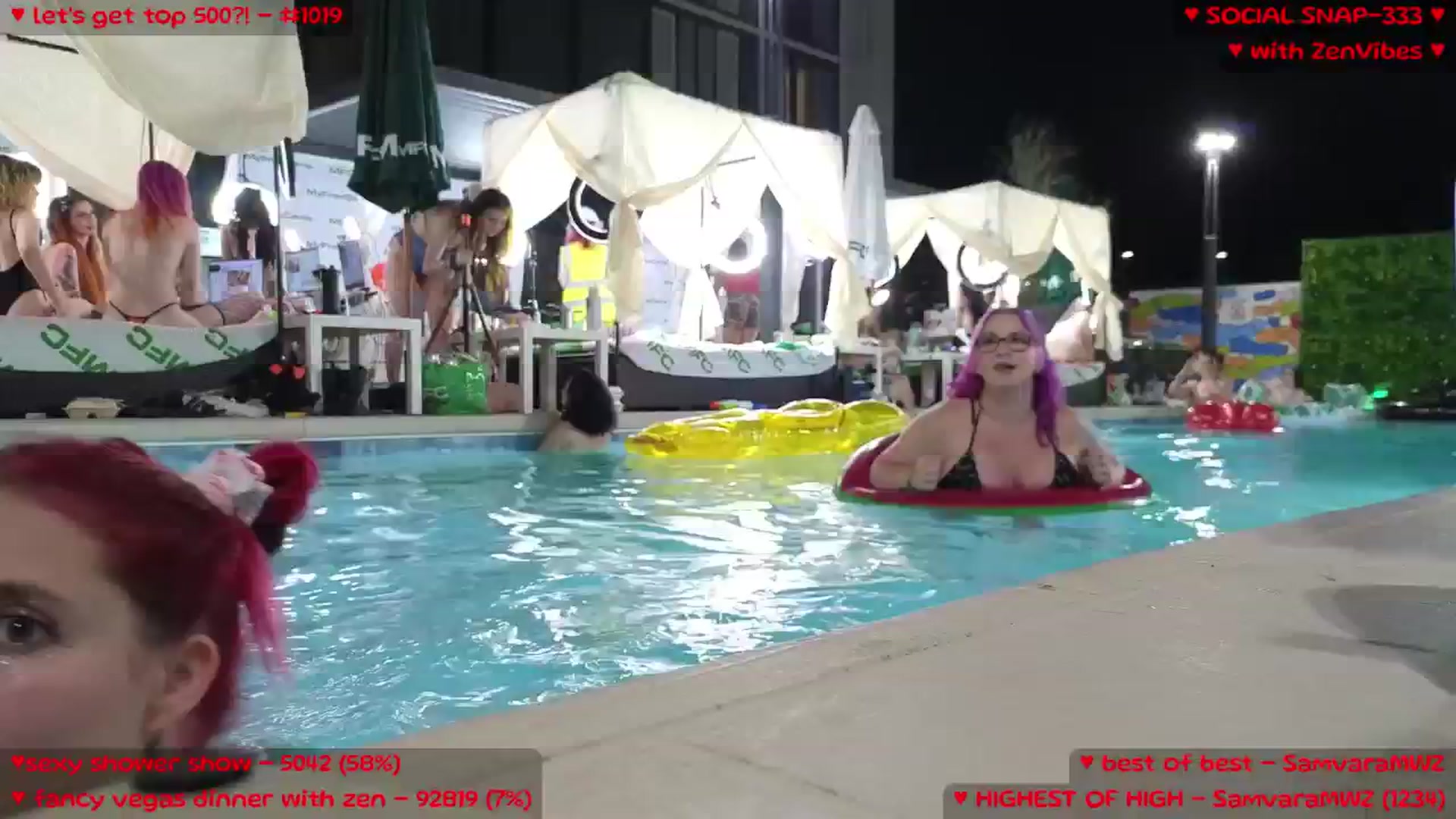 Gallery image thumbnail from MollyMeowz's myfreecams stream on, 05/20/2025, 06:43 image 13 of 20