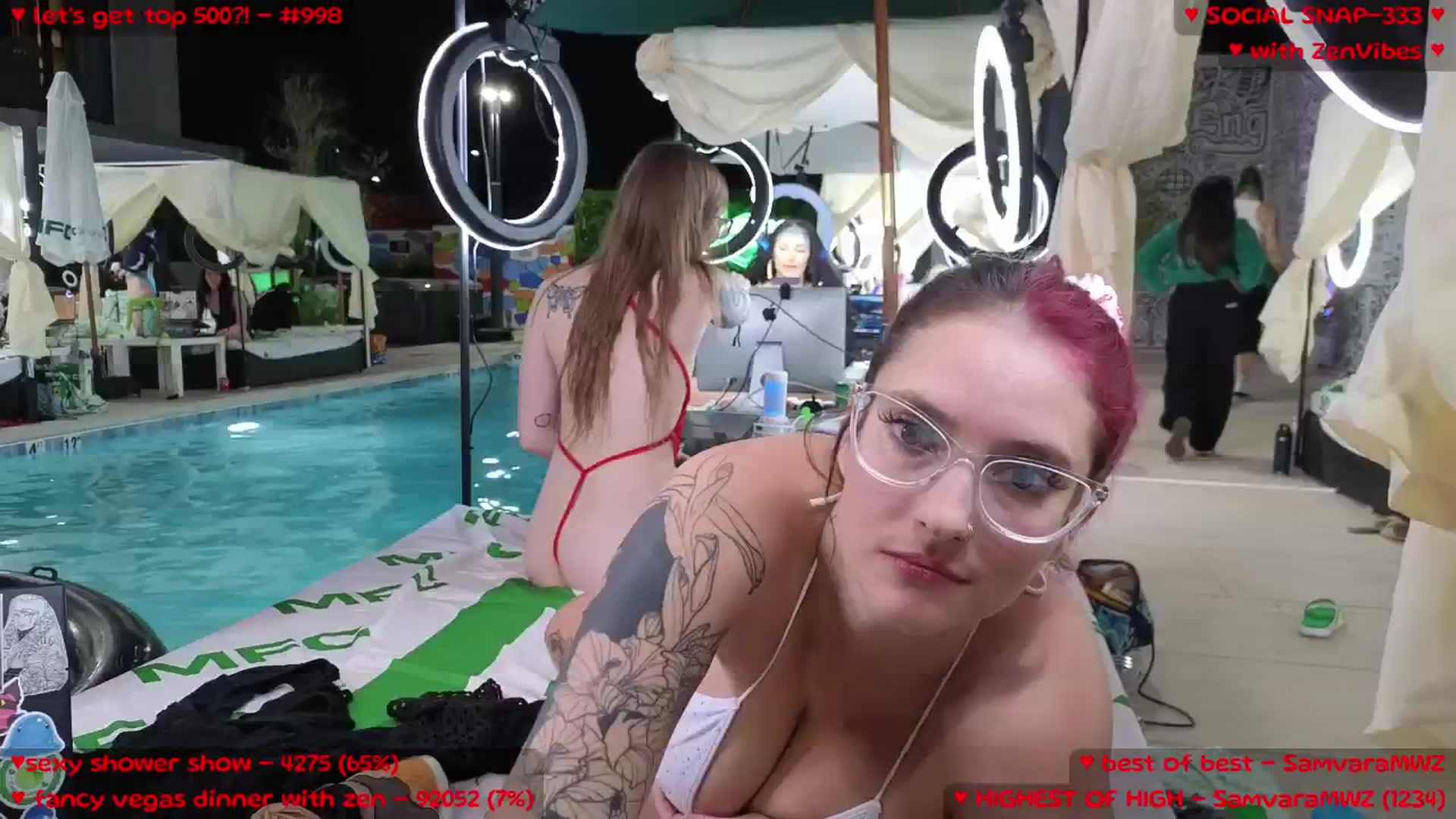 Gallery image thumbnail from MollyMeowz's myfreecams stream on, 05/20/2025, 10:41 image 2 of 20
