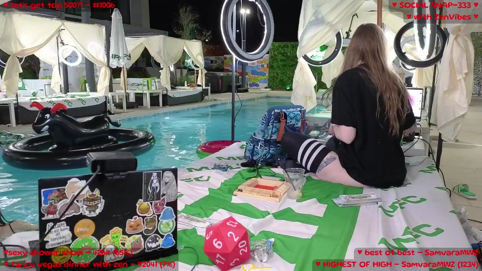 Gallery image thumbnail from MollyMeowz's myfreecams stream on, 05/20/2025, 10:41 image 15 of 20