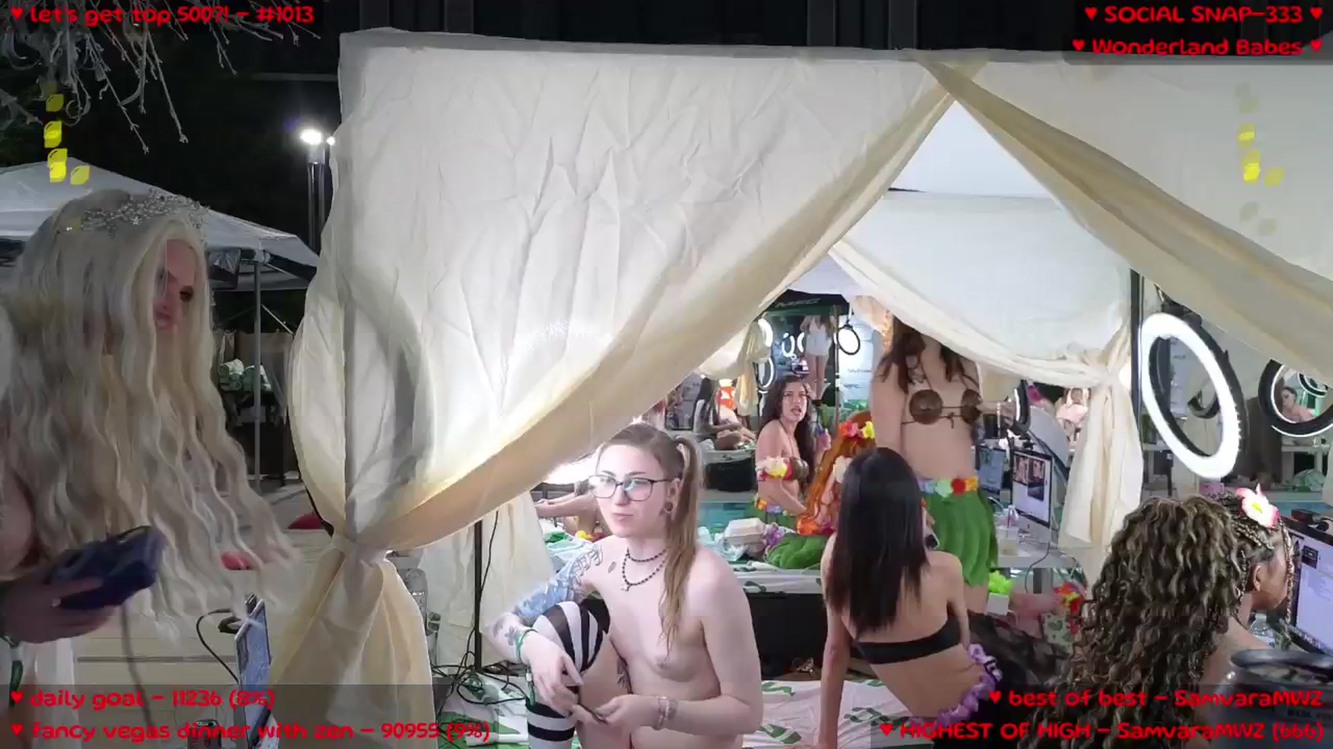 Gallery image thumbnail from MollyMeowz's myfreecams stream on, 05/21/2025, 03:31 image 9 of 20
