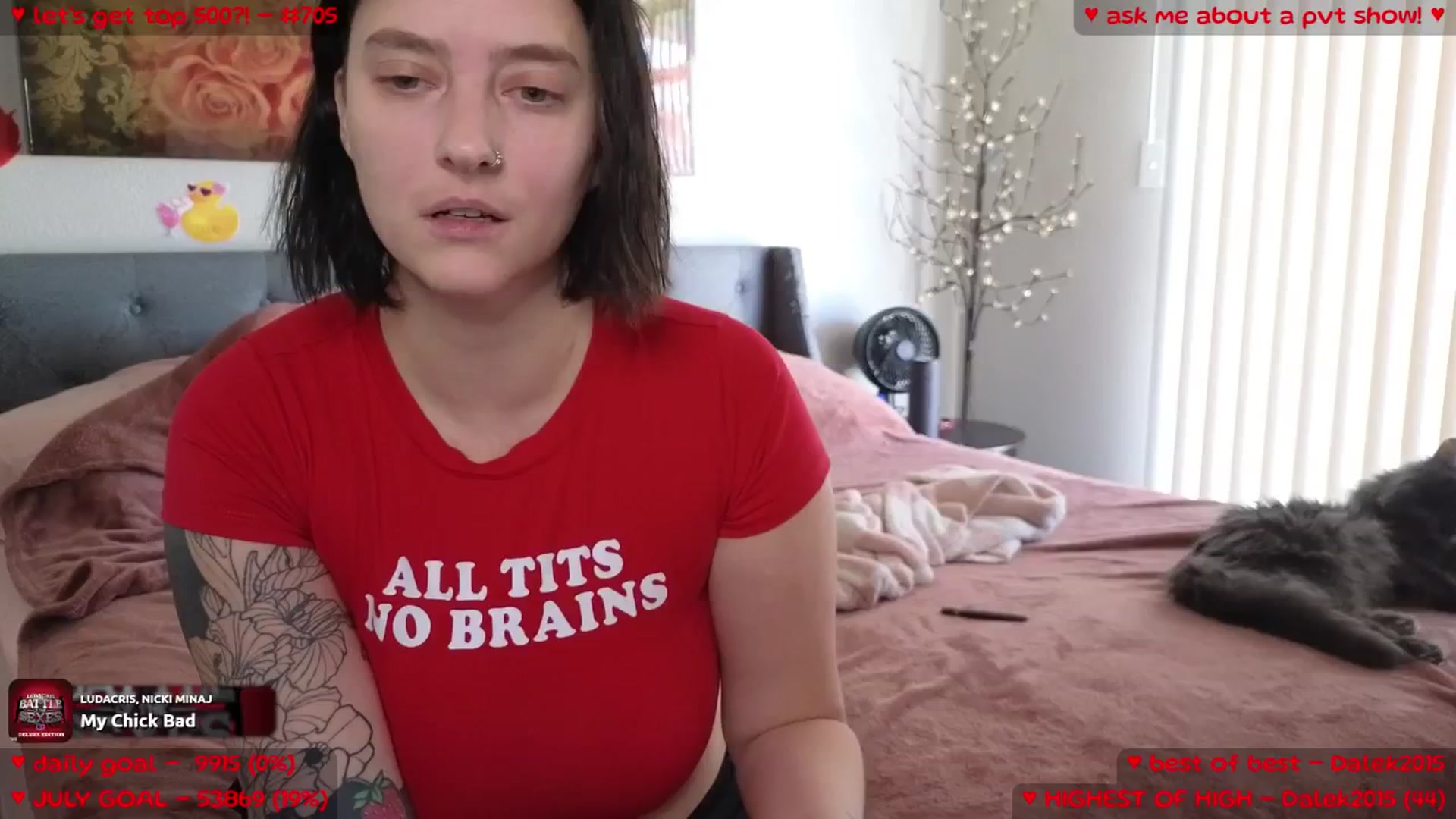 Gallery image thumbnail from MollyMeowz's myfreecams stream on, 07/25/2025, 20:58 image 1 of 20