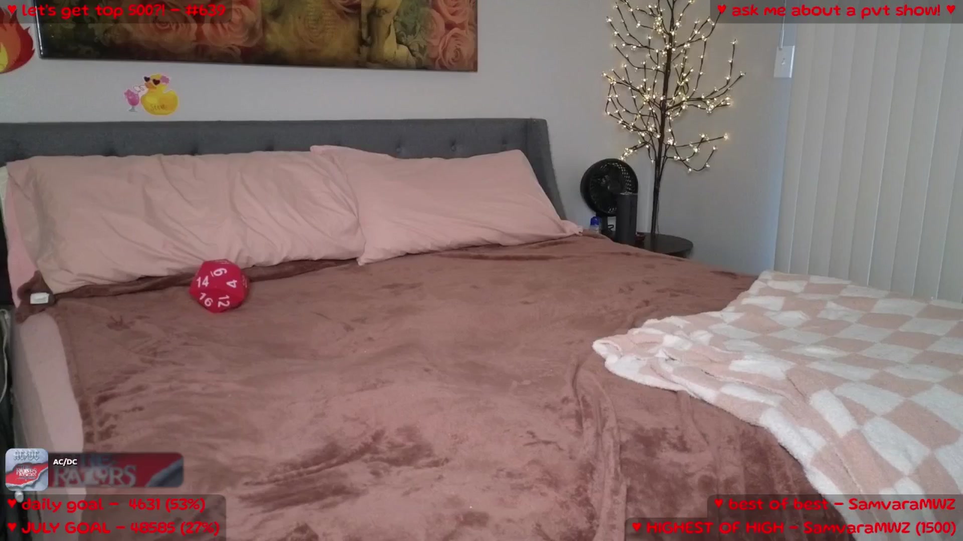 Gallery image thumbnail from MollyMeowz's myfreecams stream on, 07/26/2025, 03:44 image 13 of 20