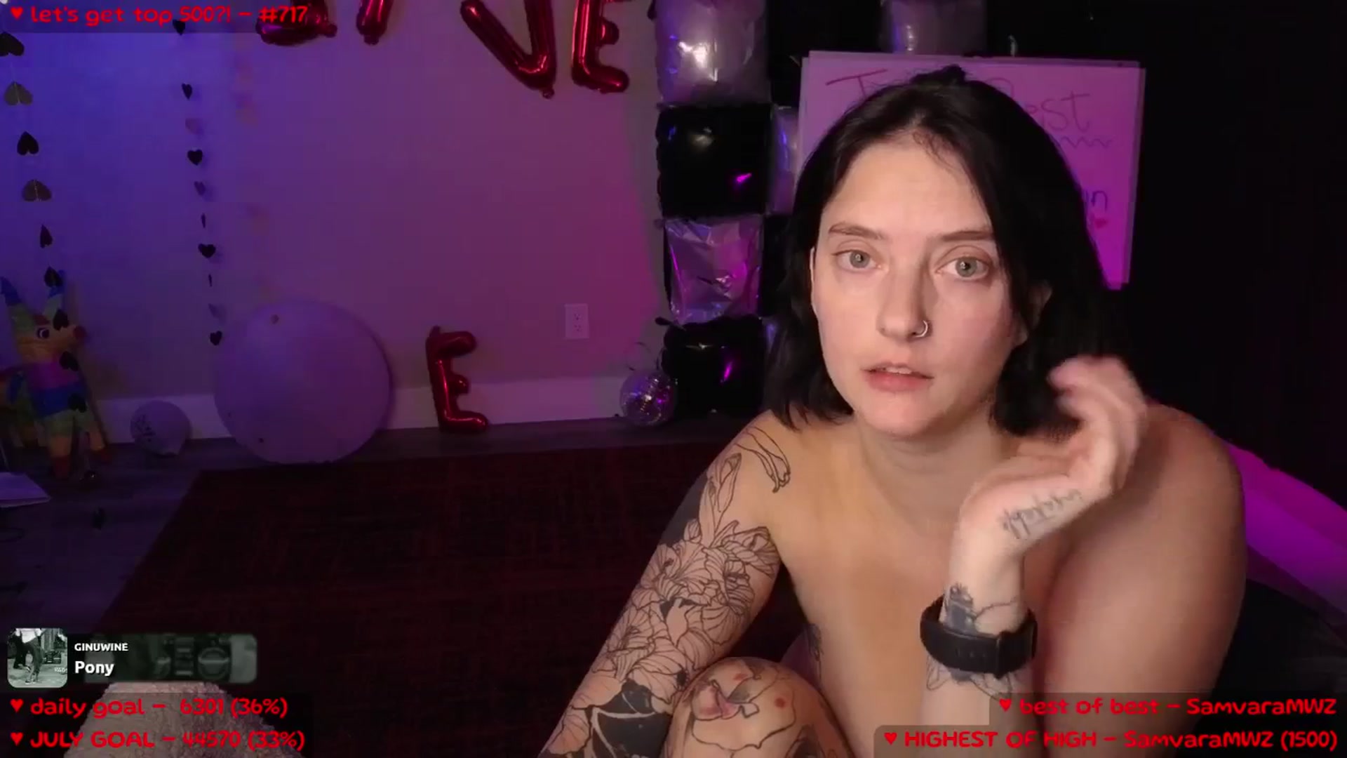 Gallery image thumbnail from MollyMeowz's myfreecams stream on, 07/30/2025, 03:45 image 6 of 20