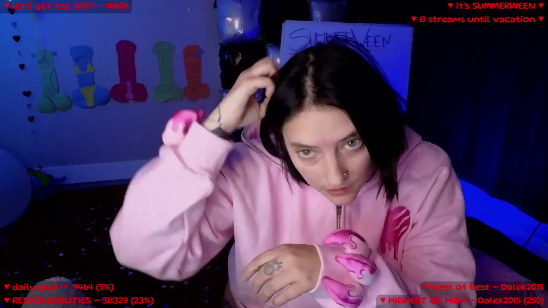 Gallery image thumbnail from MollyMeowz's myfreecams stream on, 08/07/2025, 03:00 image 2 of 20