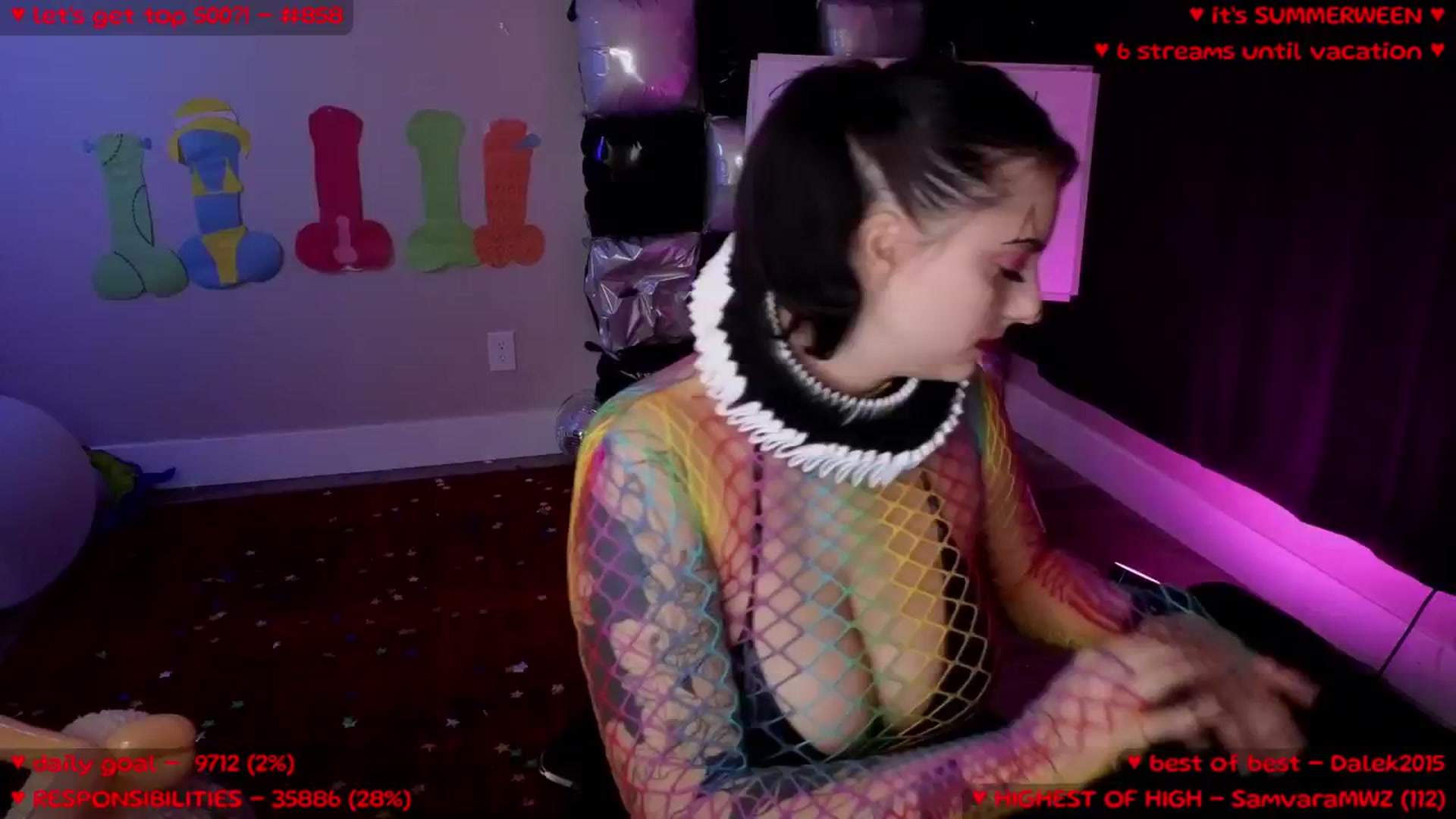 Gallery image thumbnail from MollyMeowz's myfreecams stream on, 08/09/2025, 24:04 image 3 of 20