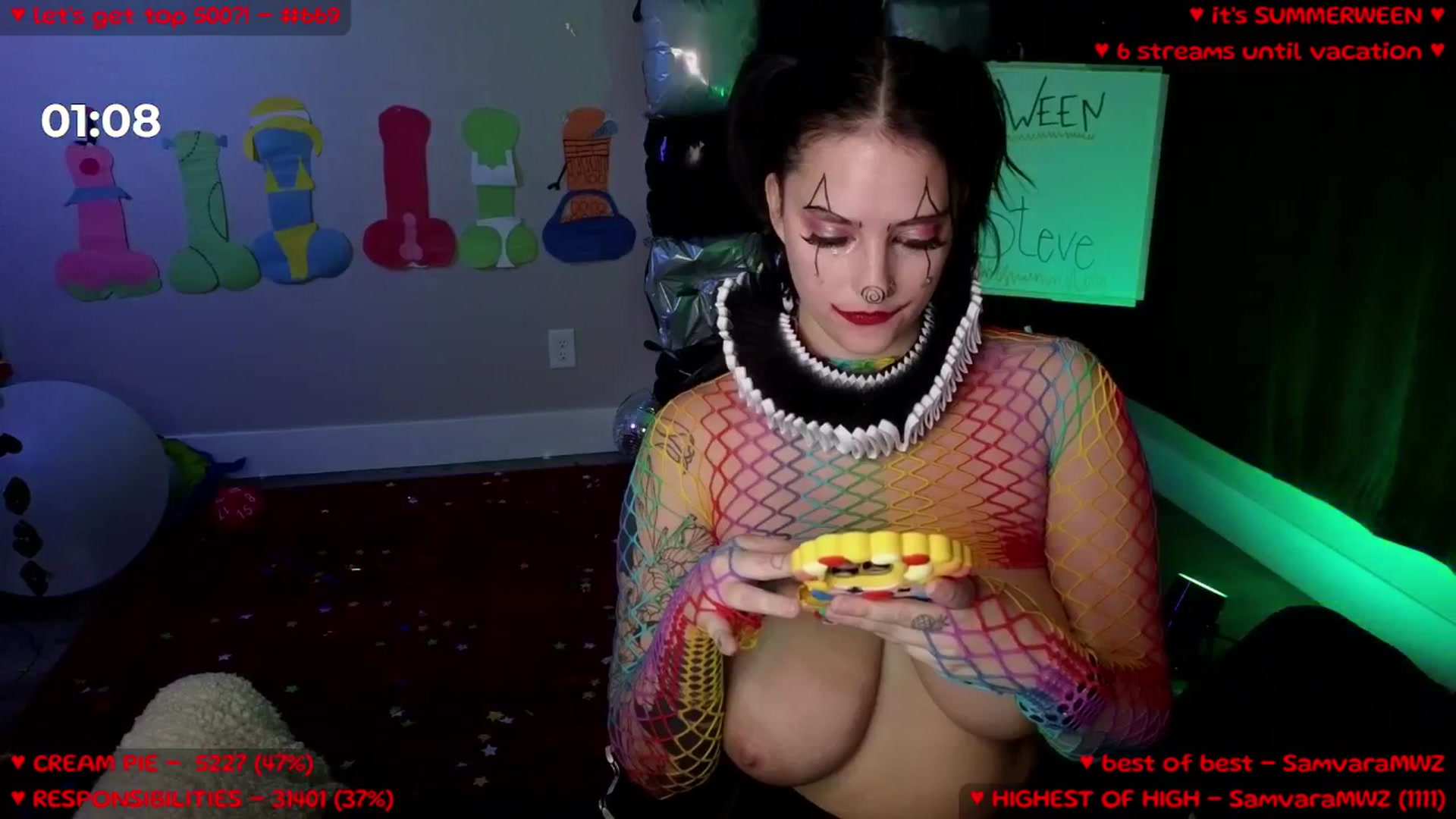 Gallery image thumbnail from MollyMeowz's myfreecams stream on, 08/09/2025, 02:43 image 11 of 20