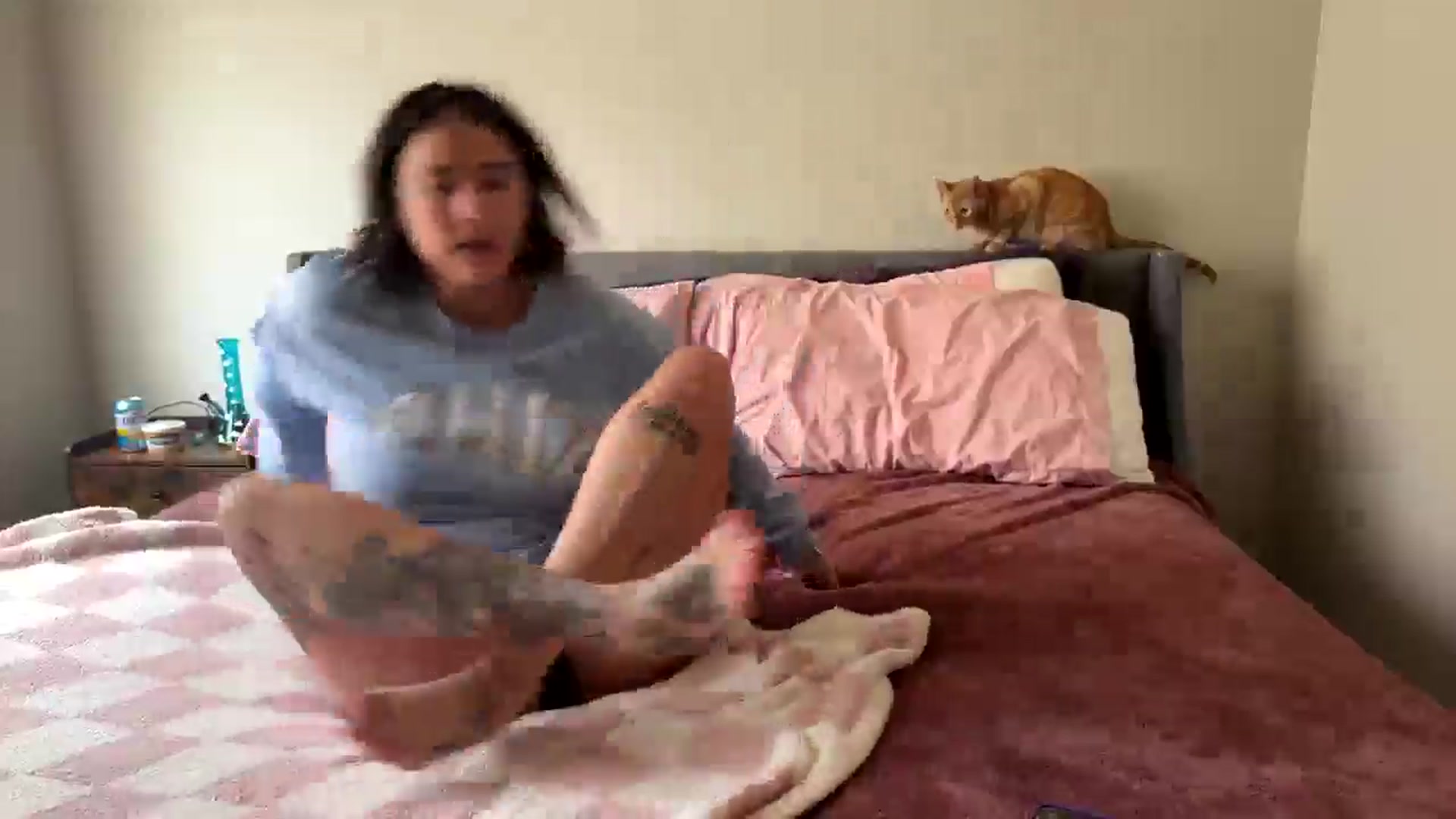 Gallery image thumbnail from MollyMeowz's myfreecams stream on, 09/05/2025, 19:18 image 2 of 20