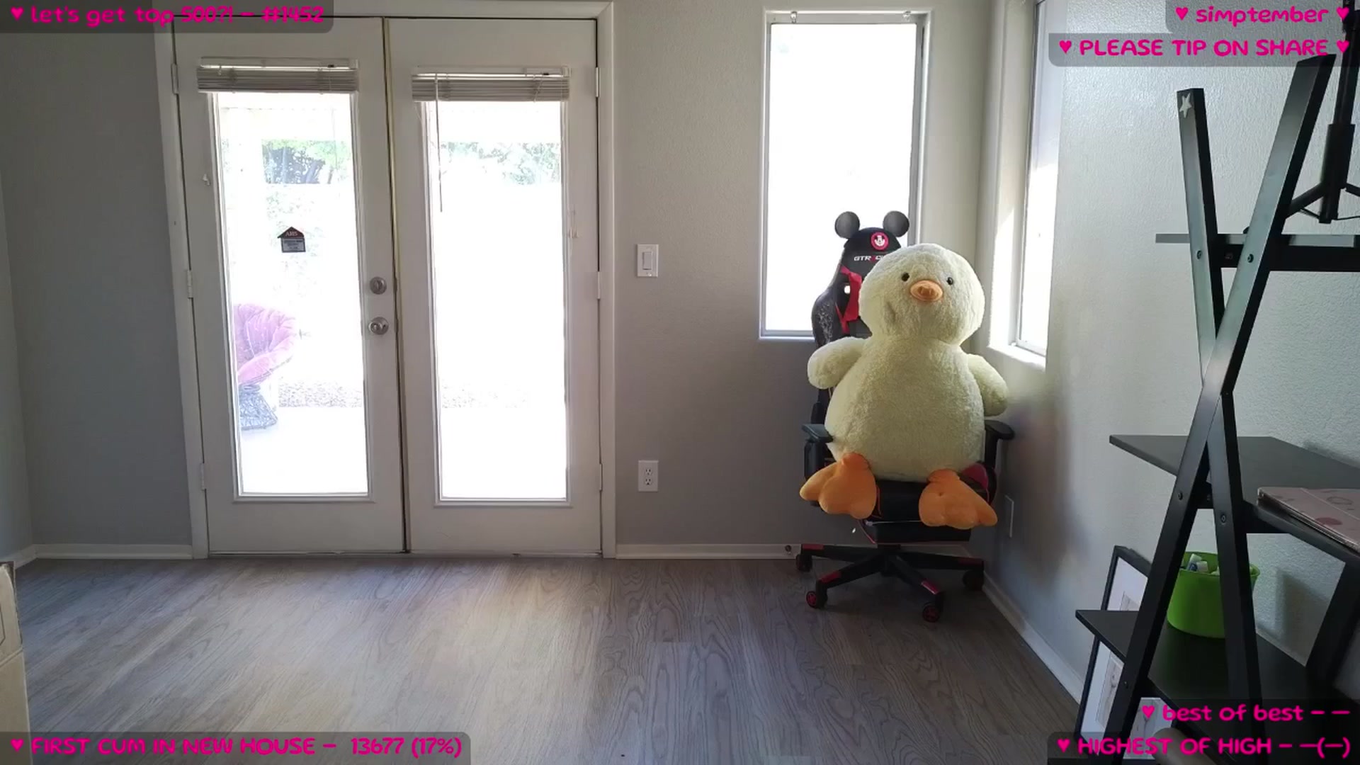 Gallery image thumbnail from MollyMeowz's myfreecams stream on, 09/06/2025, 18:17 image 10 of 20