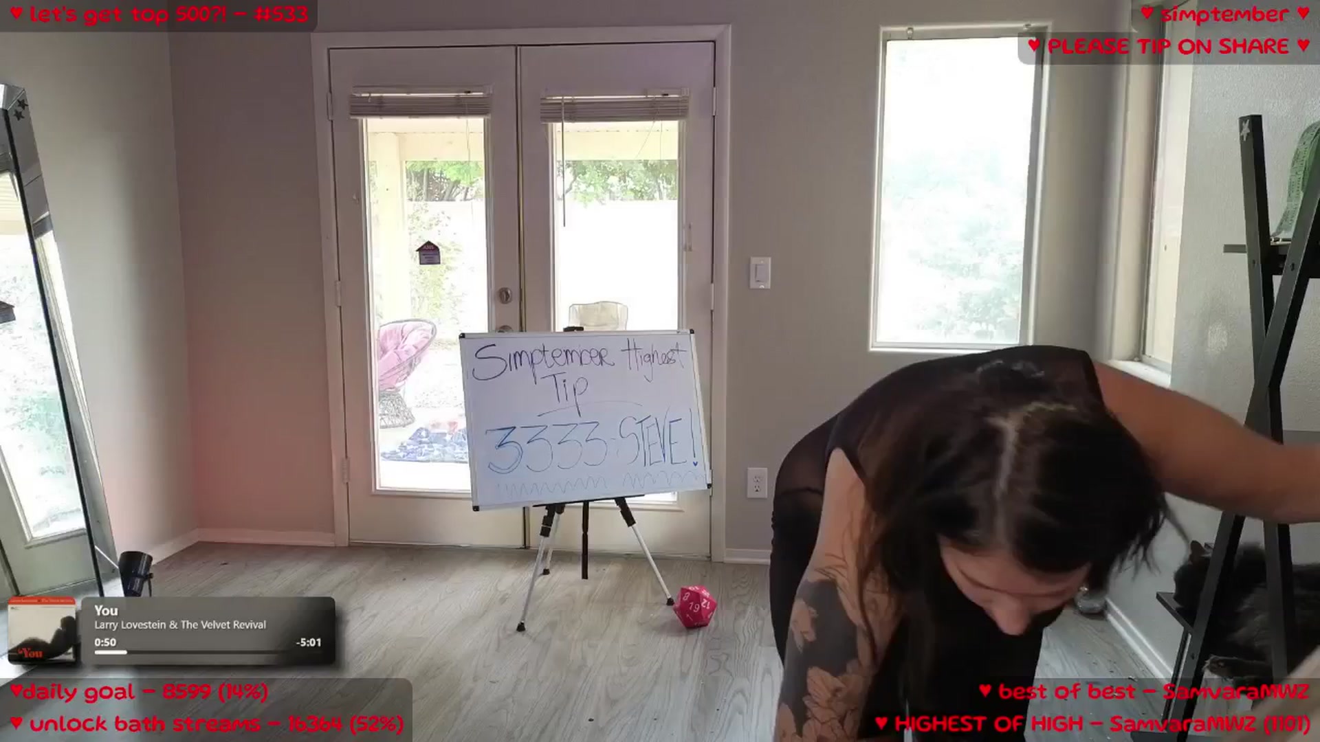 Gallery image thumbnail from MollyMeowz's myfreecams stream on, 09/18/2025, 19:11 image 9 of 20