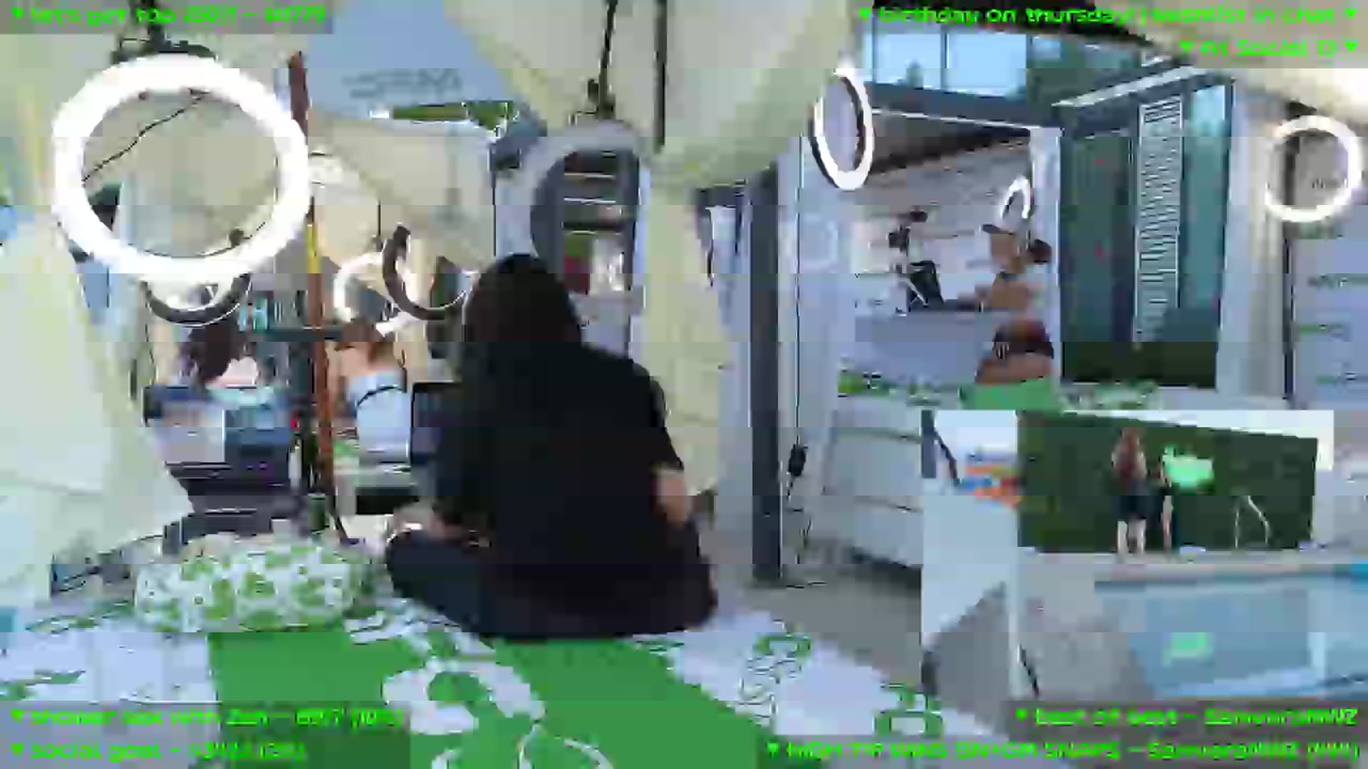 Gallery image thumbnail from MollyMeowz's myfreecams stream on, 10/07/2025, 03:14 image 6 of 20
