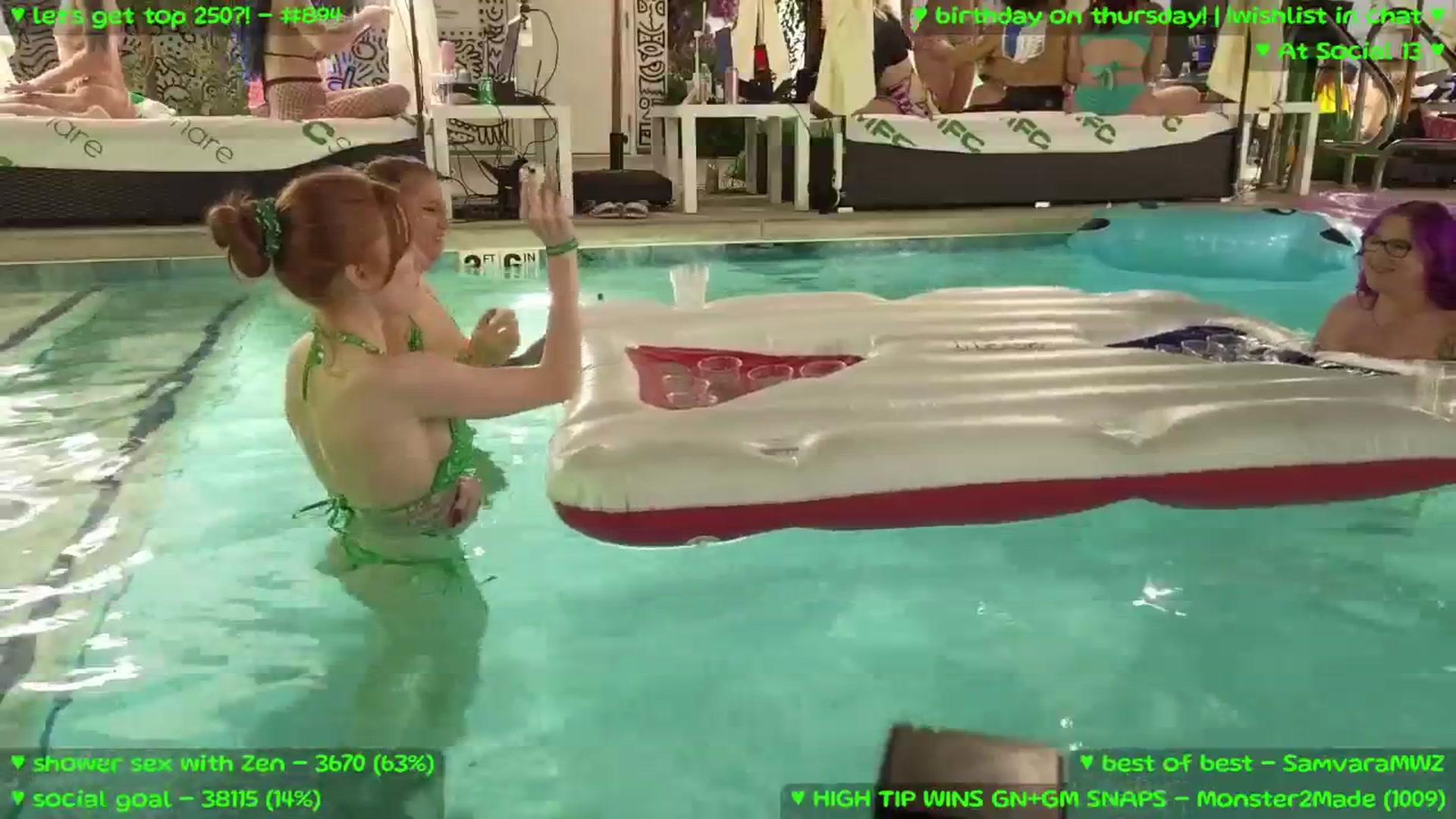 Gallery image thumbnail from MollyMeowz's myfreecams stream on, 10/07/2025, 06:41 image 8 of 20