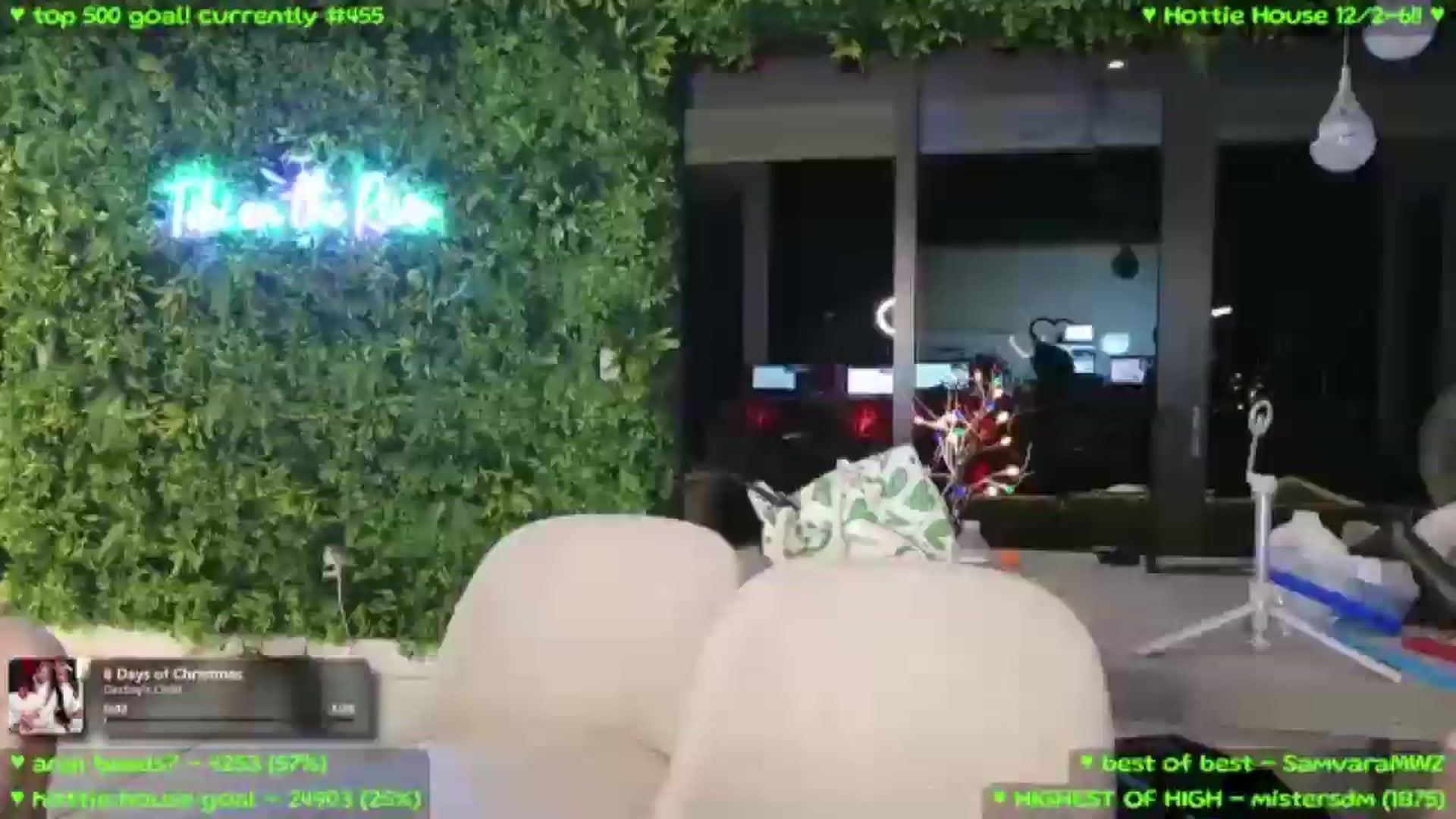 Gallery image thumbnail from MollyMeowz's myfreecams stream on, 12/04/2025, 07:10 image 2 of 20