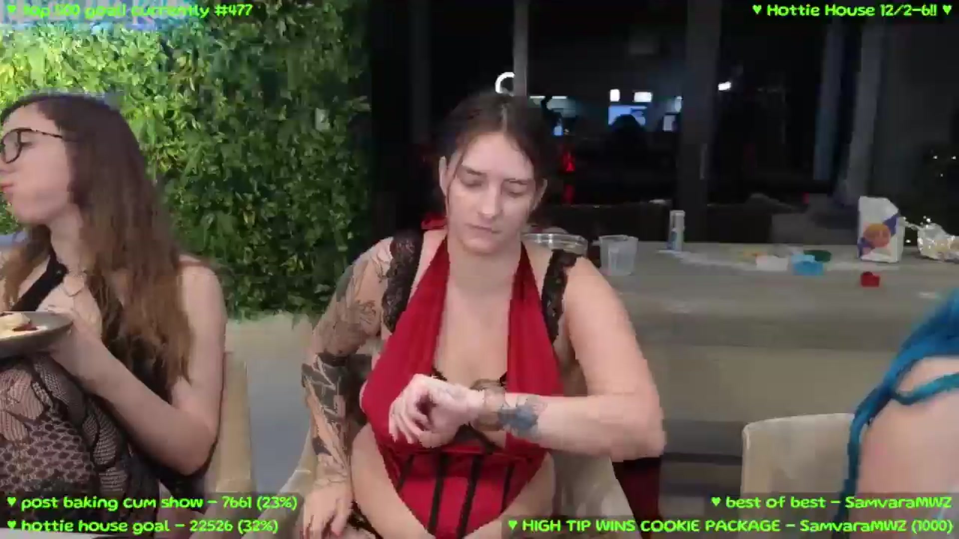 Gallery image thumbnail from MollyMeowz's myfreecams stream on, 12/05/2025, 03:23 image 20 of 20