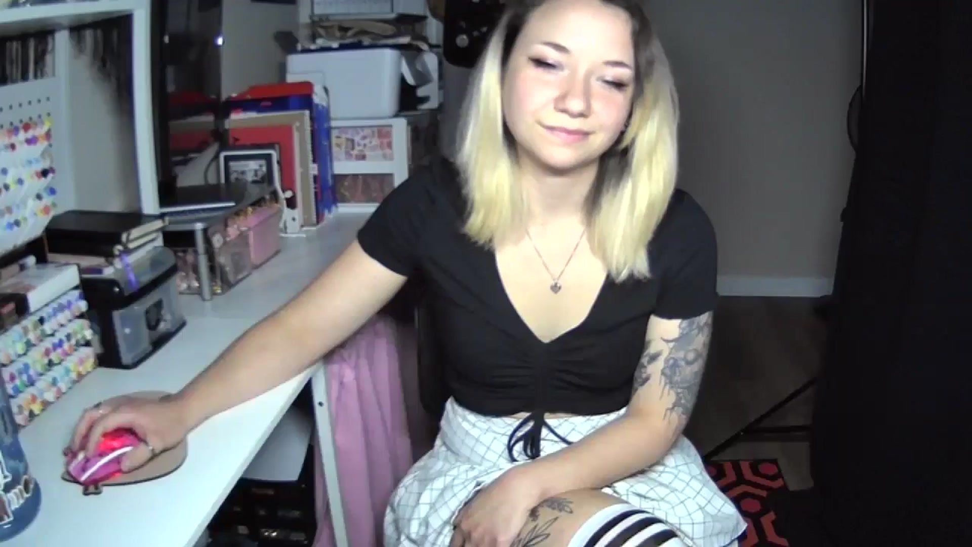 Gallery image thumbnail from MollyOctober's myfreecams stream on, 09/29/2024, 24:40 image 11 of 20