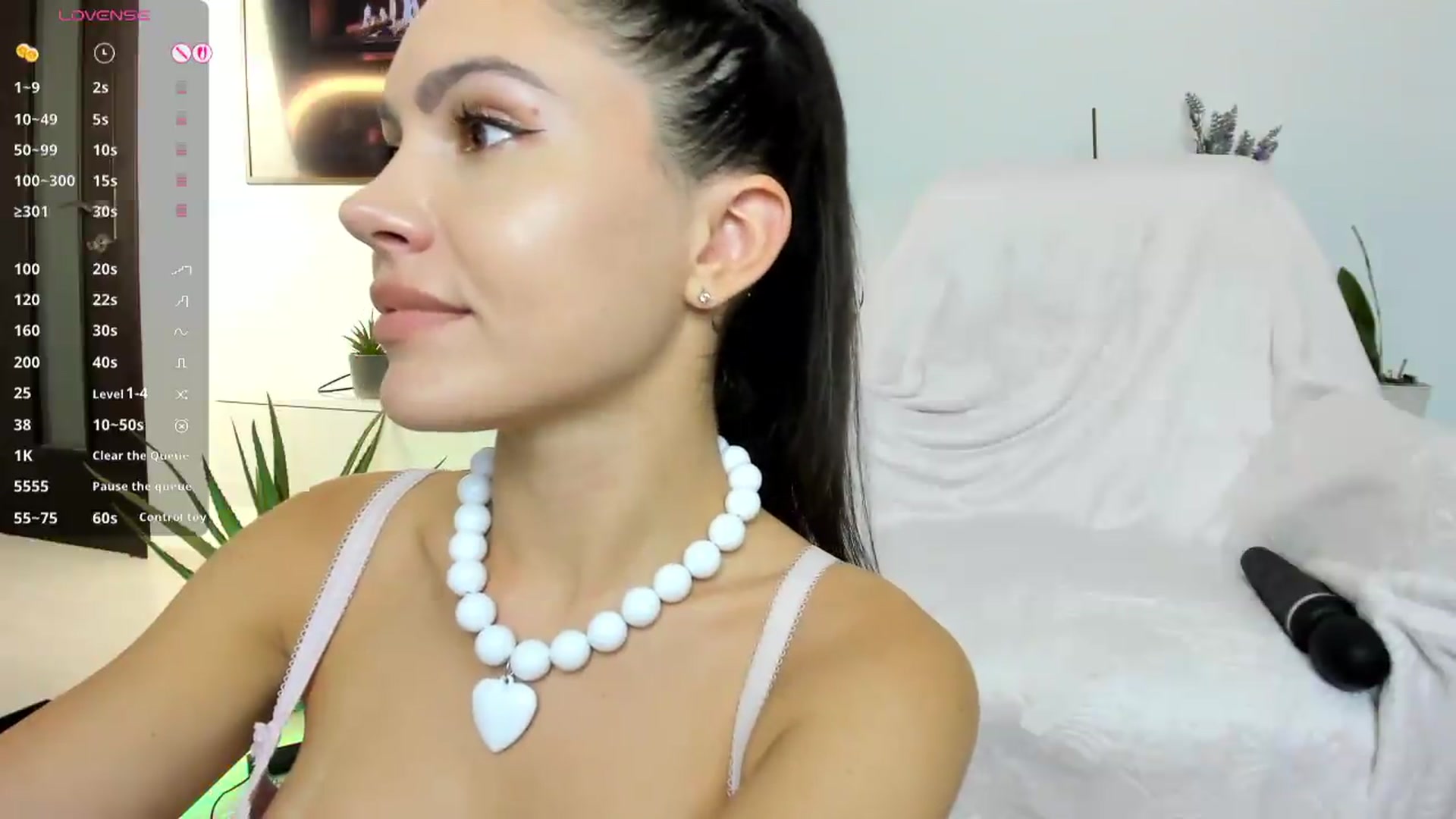 Gallery image thumbnail from MollyRayy's myfreecams stream on, 09/25/2026, 15:10 image 14 of 20