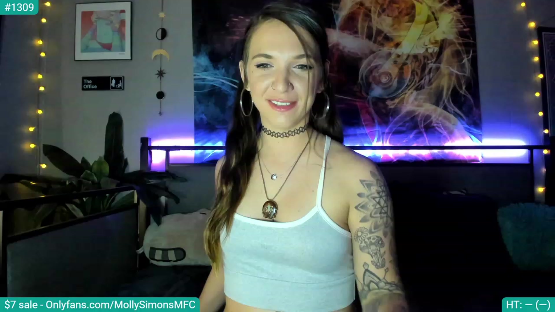 Gallery image thumbnail from MollySimons's myfreecams stream on, 12/28/2022, 03:06 image 6 of 20