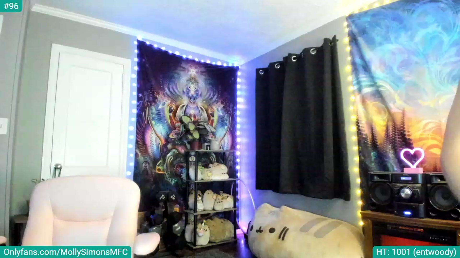 Gallery image thumbnail from MollySimons's myfreecams stream on, 01/23/2023, 05:25 image 1 of 20