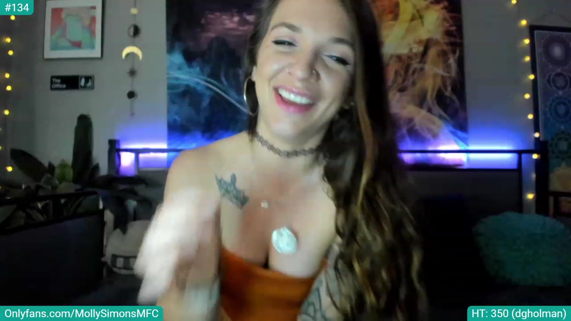 Gallery image thumbnail from MollySimons's myfreecams stream on, 01/30/2023, 05:23 image 13 of 20